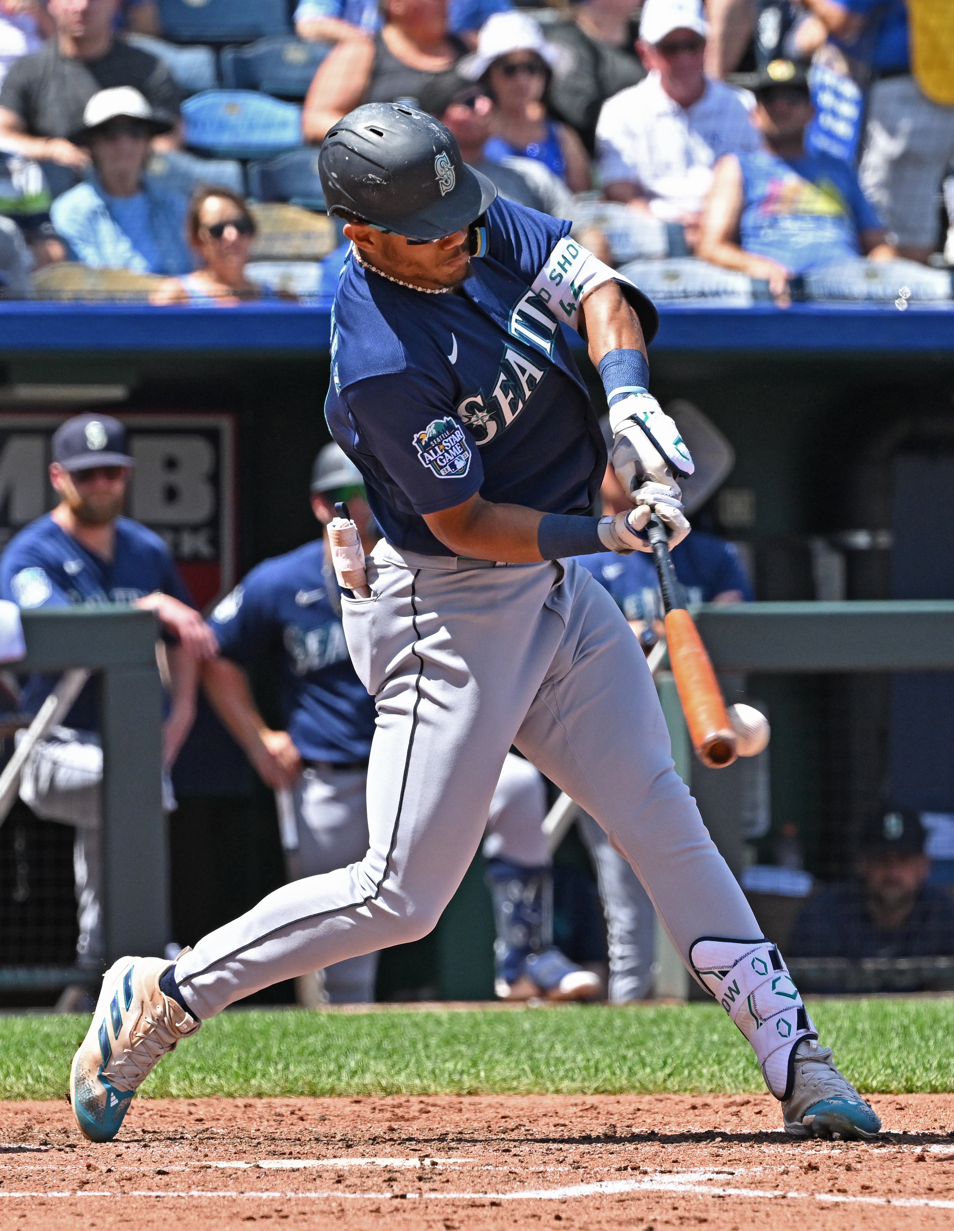 Rodriguez has 5 hits, 5 RBIs and go-ahead 3-run shot in the eighth as  Mariners beat Royals 6-4 - The San Diego Union-Tribune