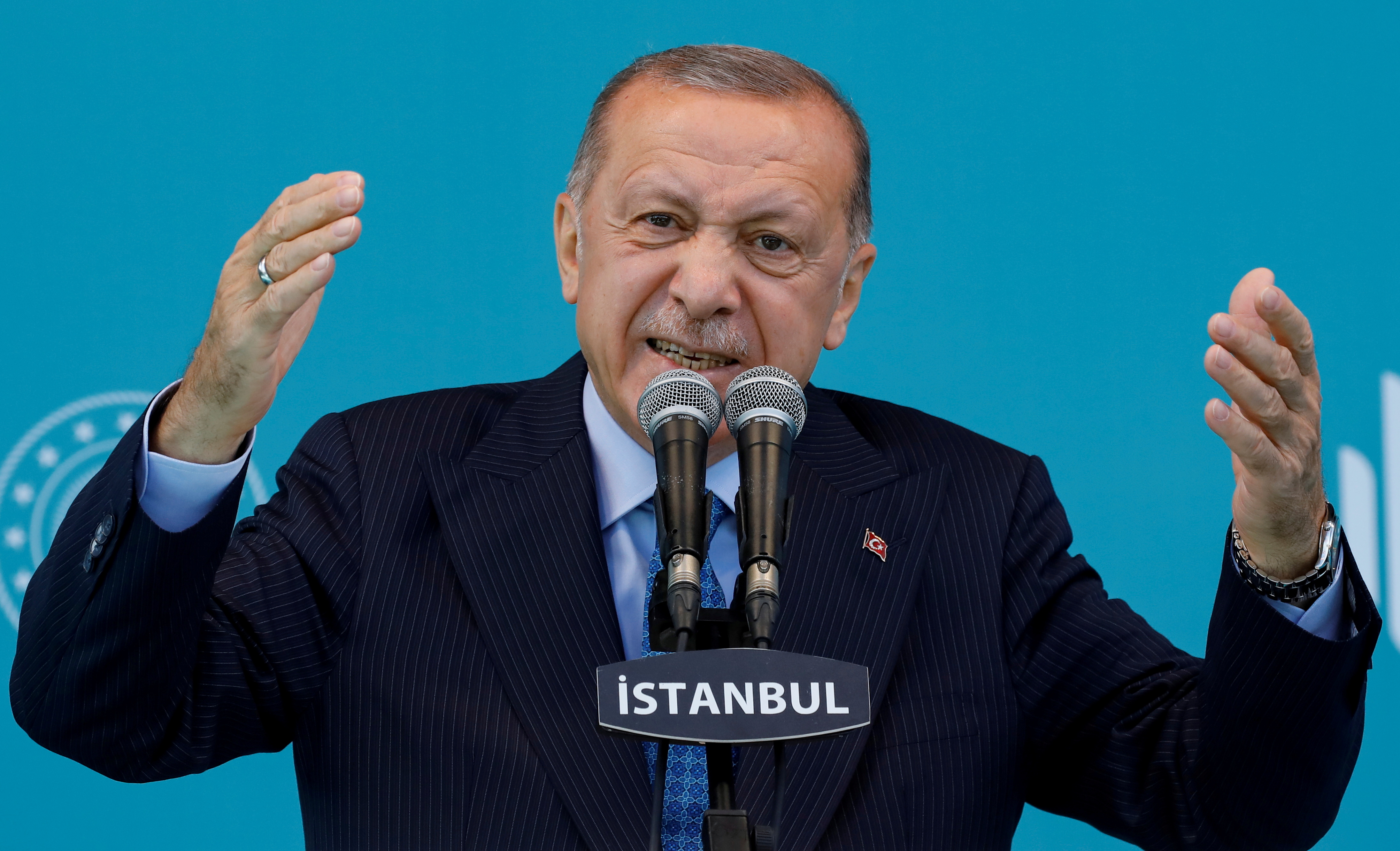 Turkish President Tayyip Erdogan addresses his supporters during a ceremony in Istanbul
