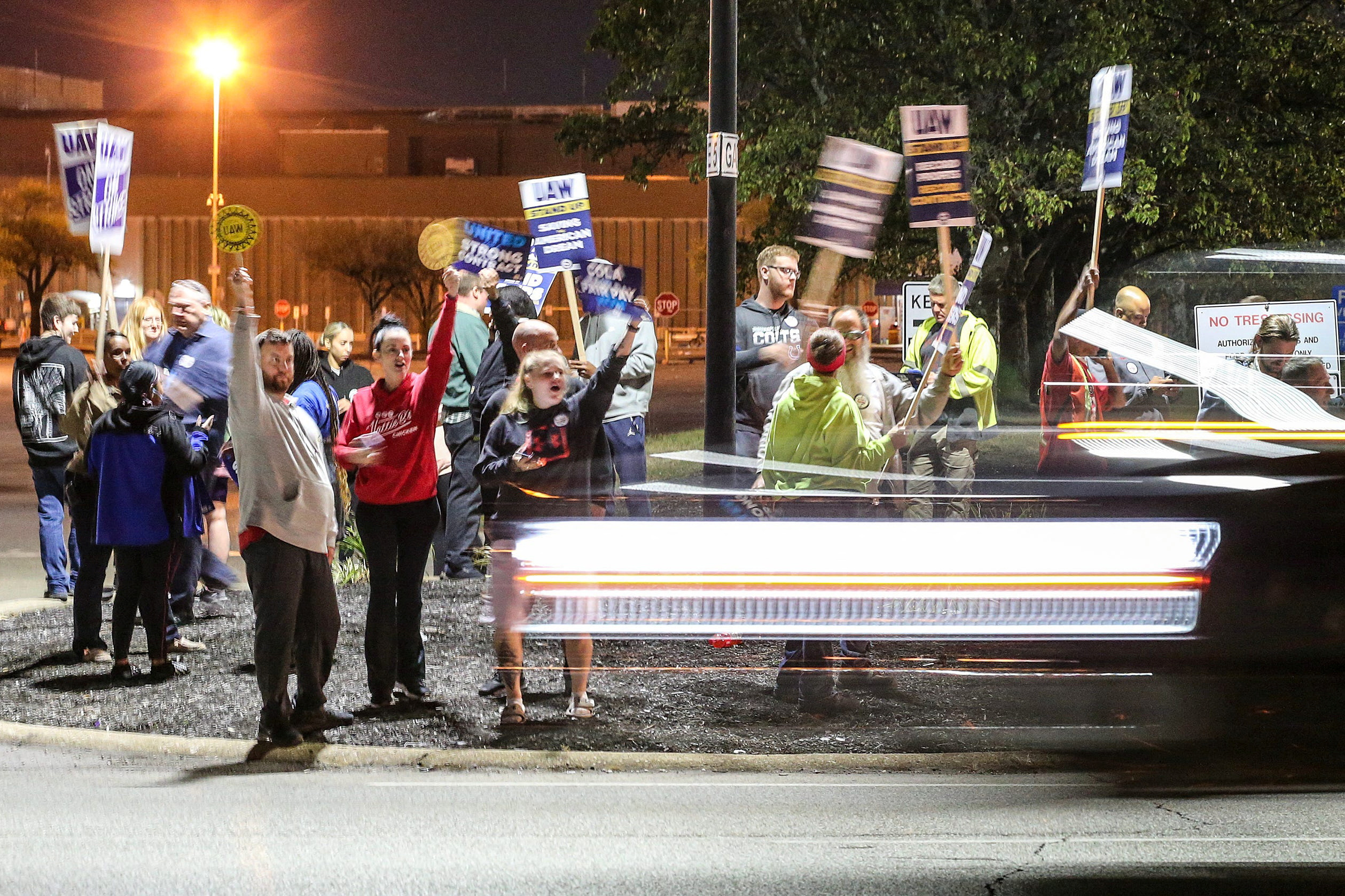 UAW expands auto strike to Ford's biggest plant in surprise move Reuters