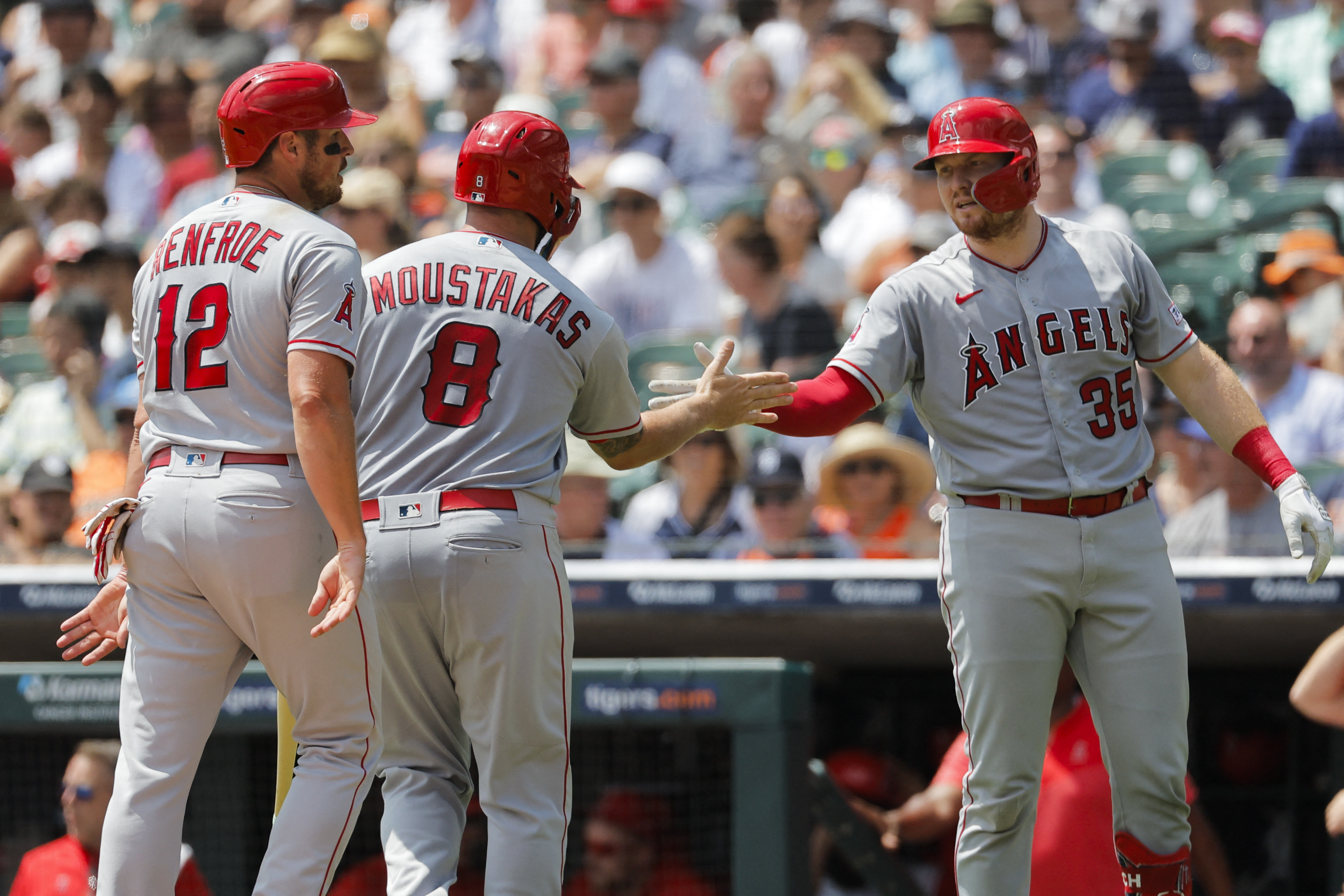 Shohei Ohtani leaves twin bill early after shutout, 2 HRs