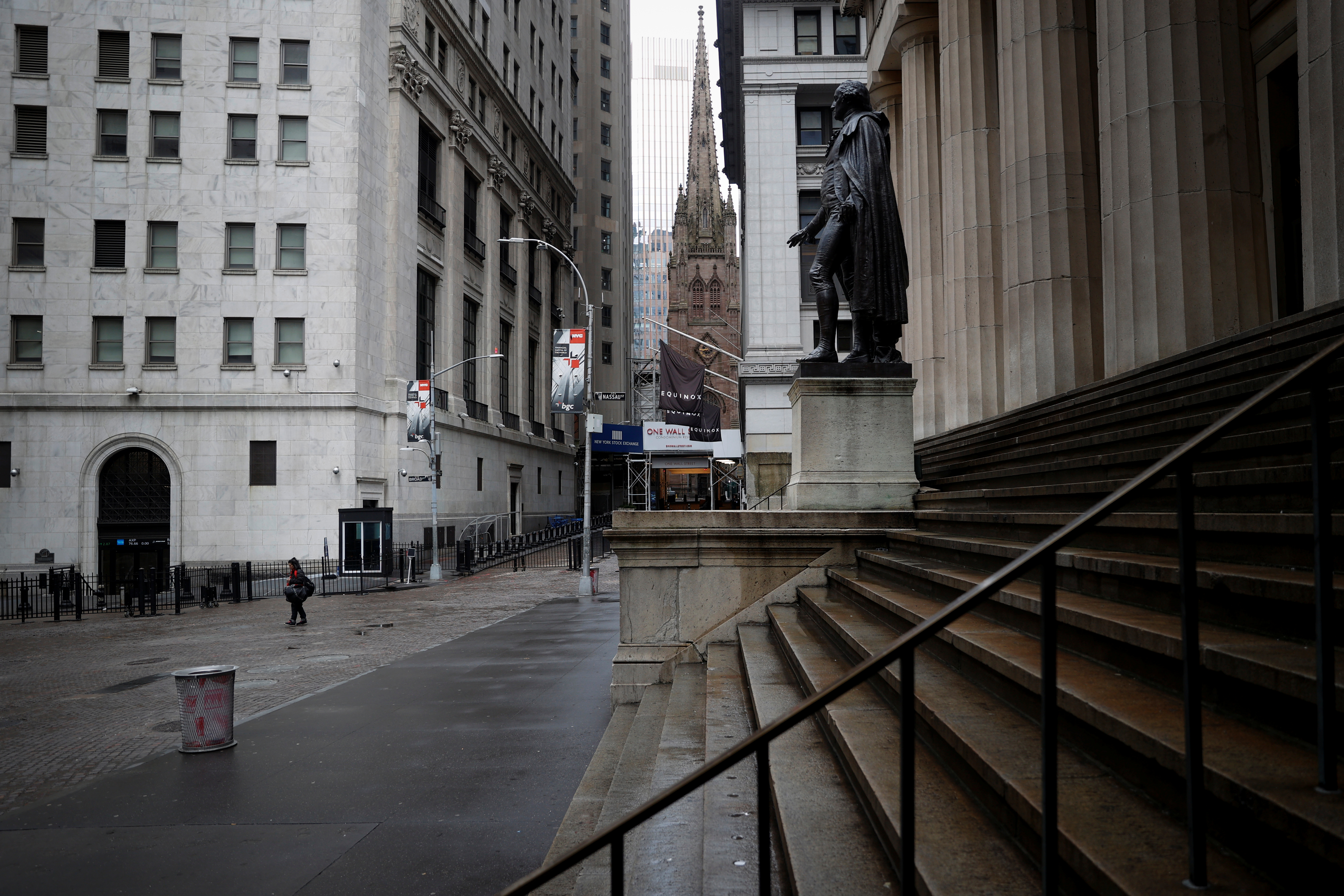 EXCLUSIVE U.S. SEC opens inquiry into Wall Street banks' staff