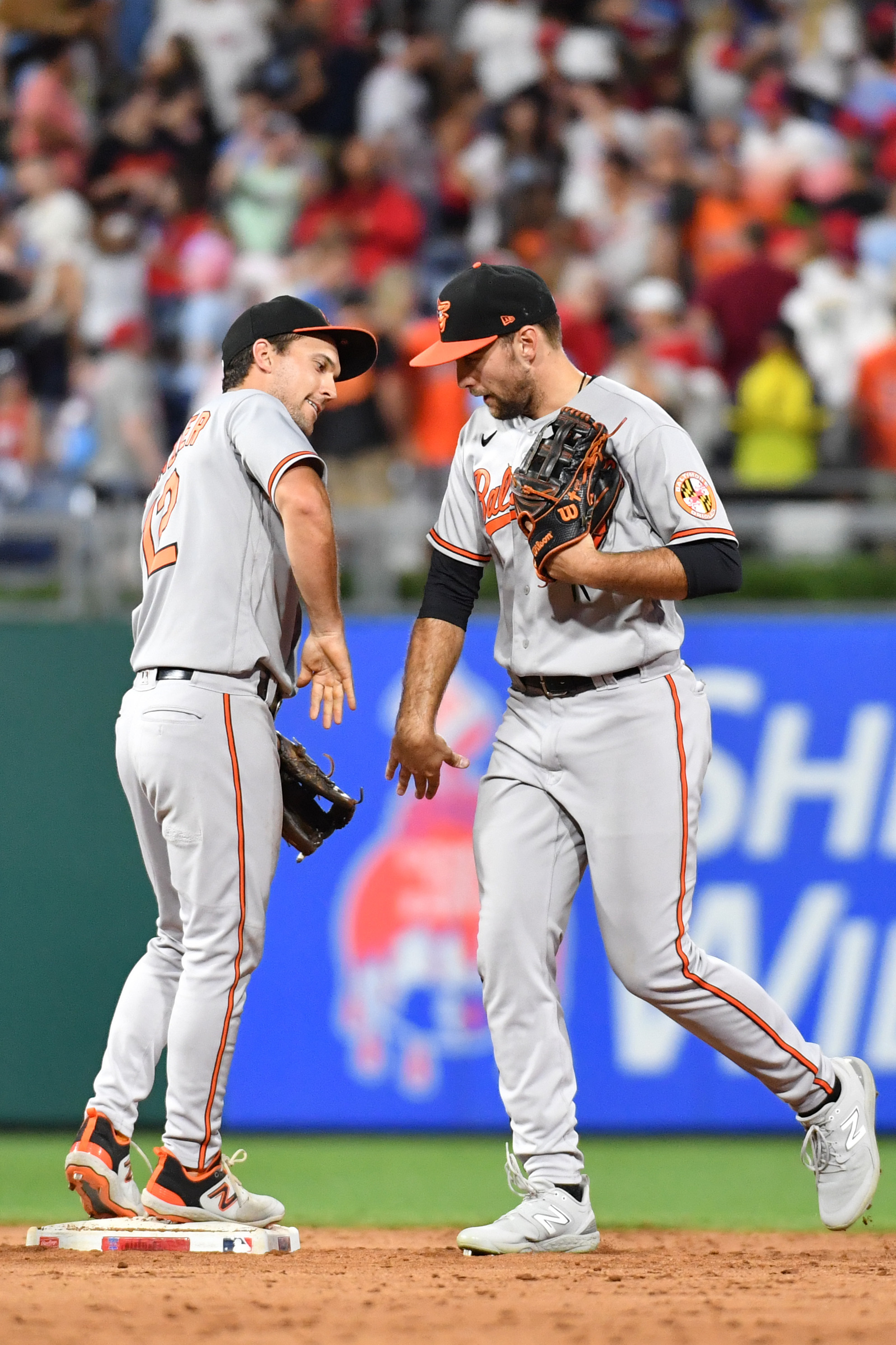 Gunnar Henderson's go-ahead homer in seventh sends Orioles past Giants 3-2