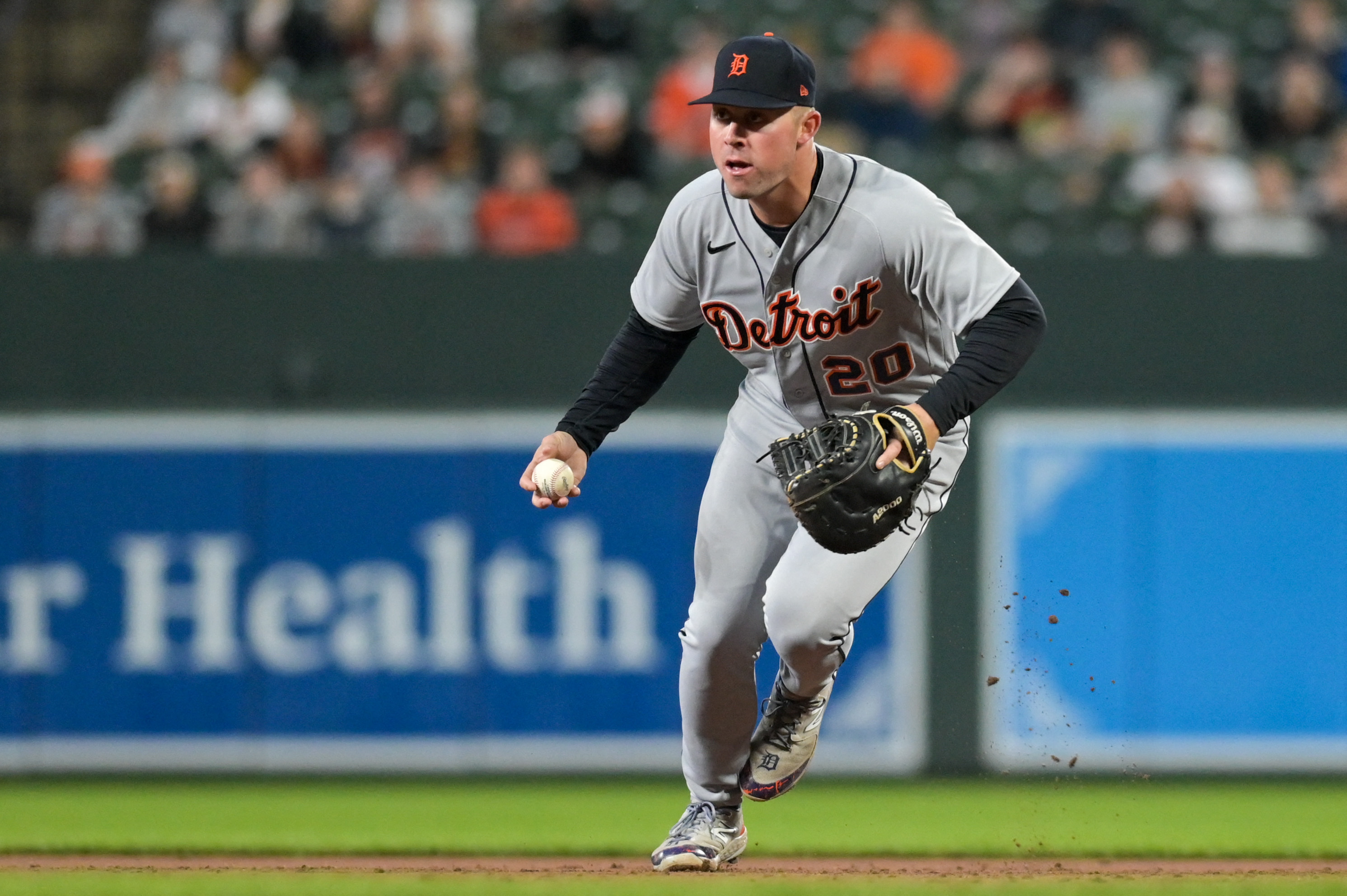 Gibson sharp as Orioles win 5th straight, 5-1 over Tigers