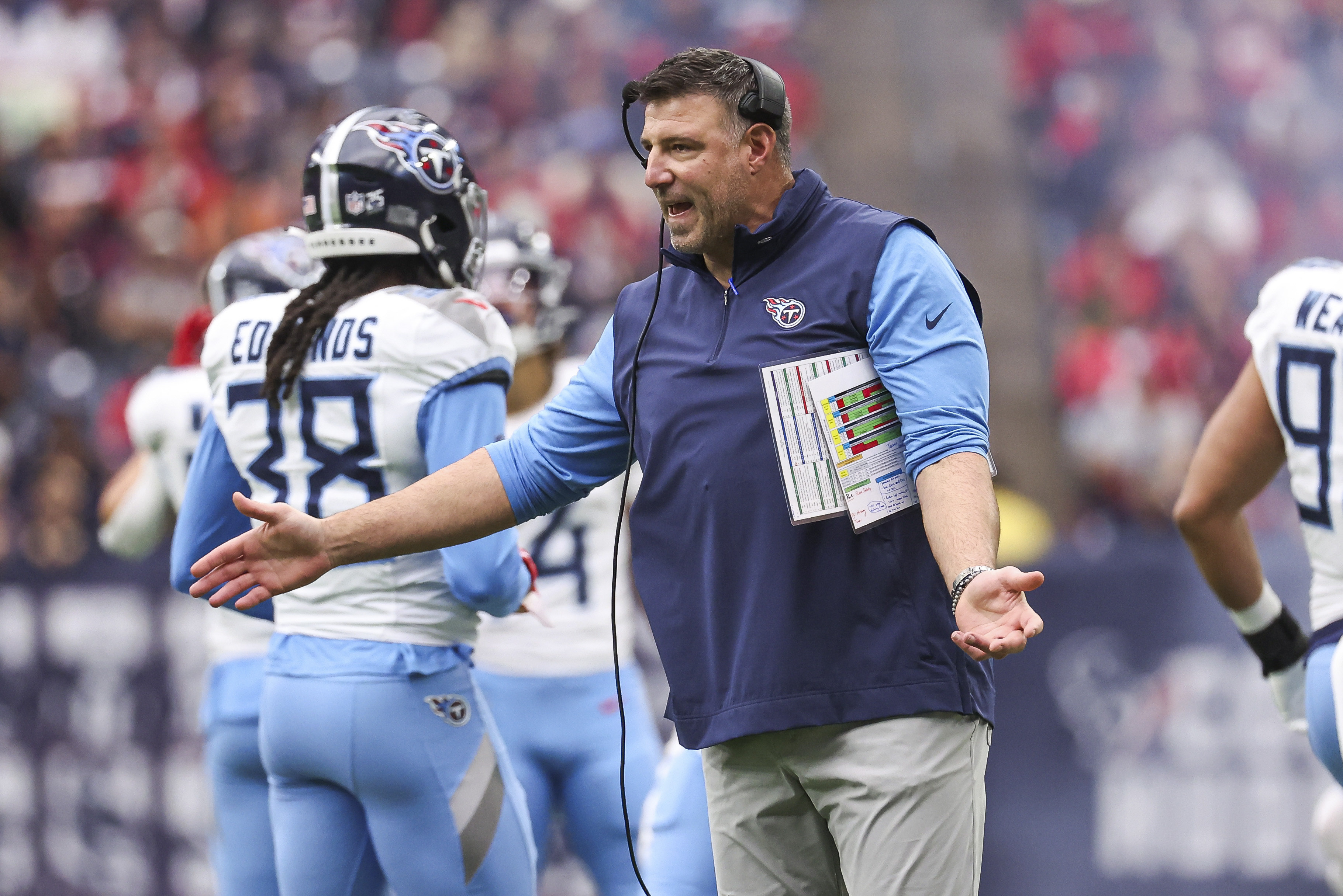 Mike Vrabel: The End of an Era in NFL Coaching