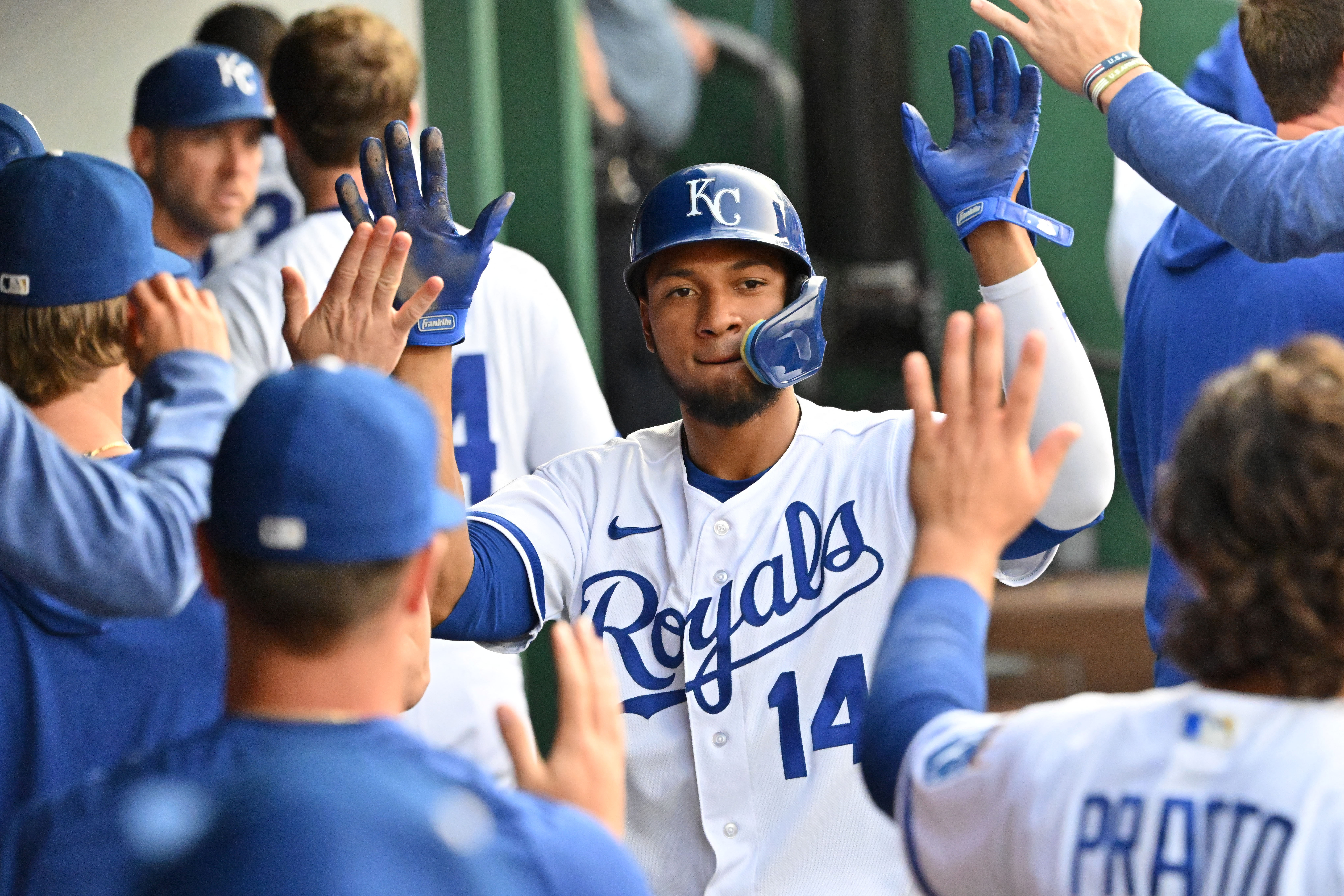 Big second inning leads Reds over reeling Royals