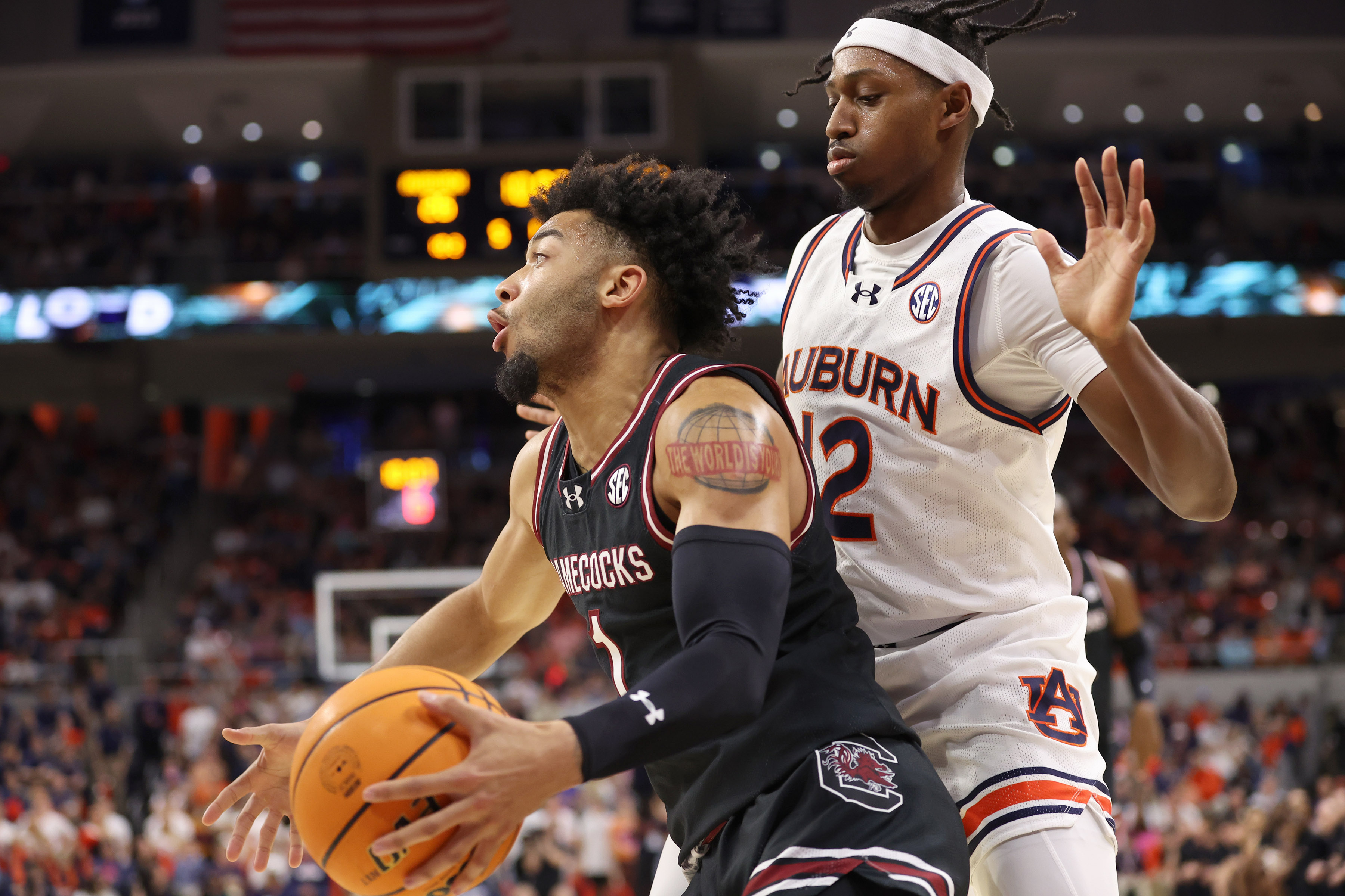 No. 13 Auburn hammers No. 11 South Carolina by 40 points | Reuters