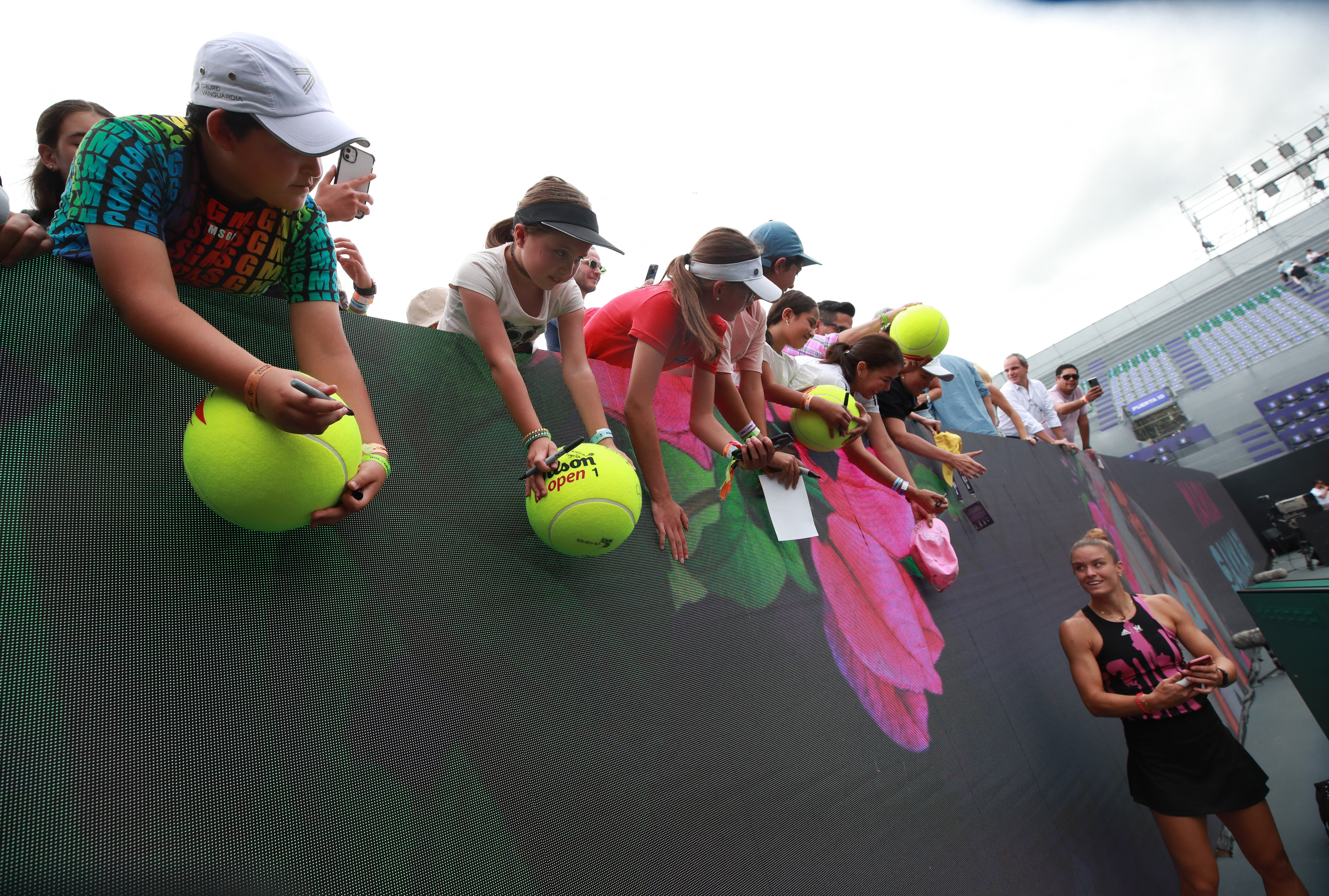 Sakkari ergue, em Guadalajara, seu 1º WTA 1000 - Tenis News