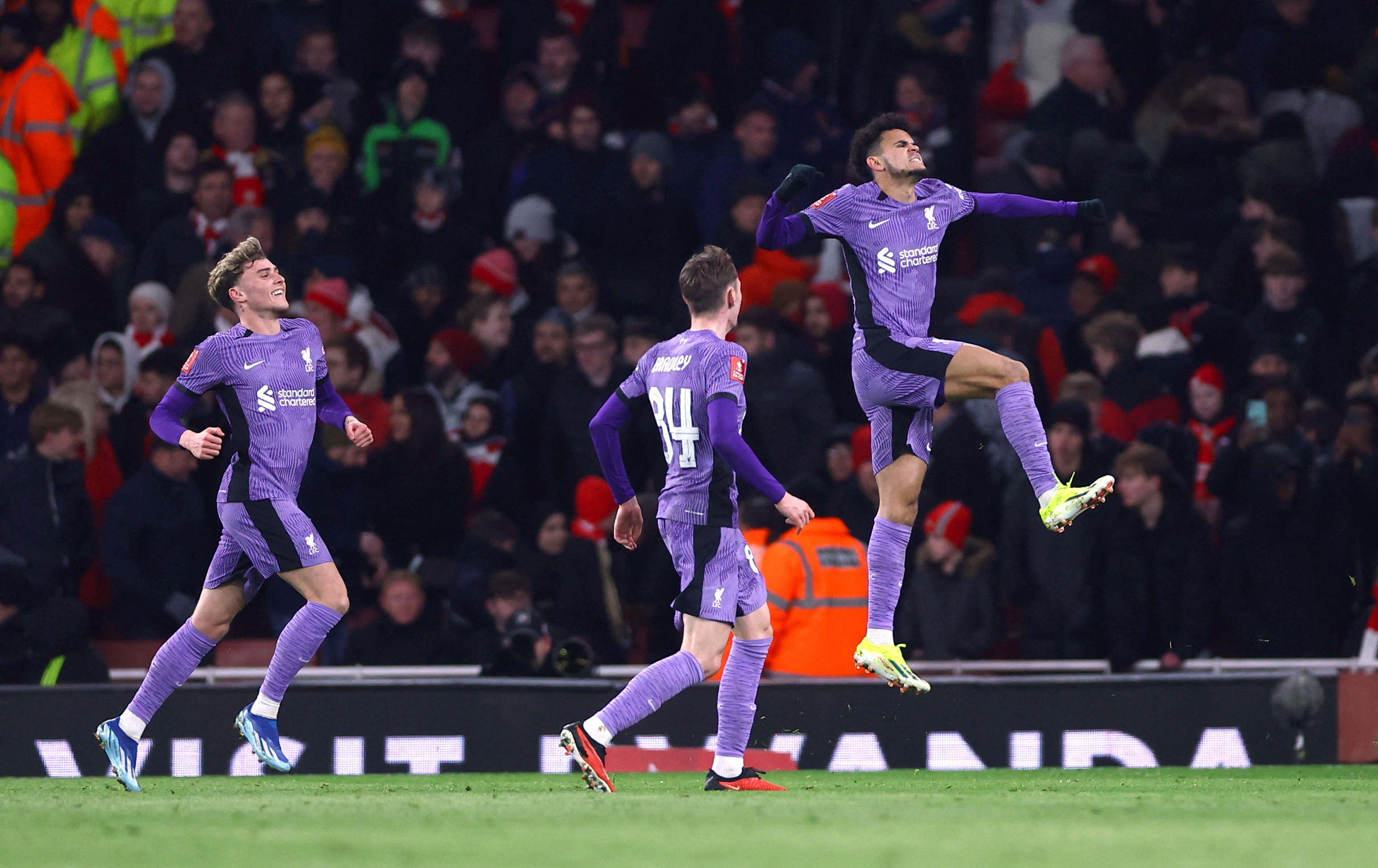 Liverpool Strike Late To Knock Arsenal Out Of FA Cup, Man City Cruise ...