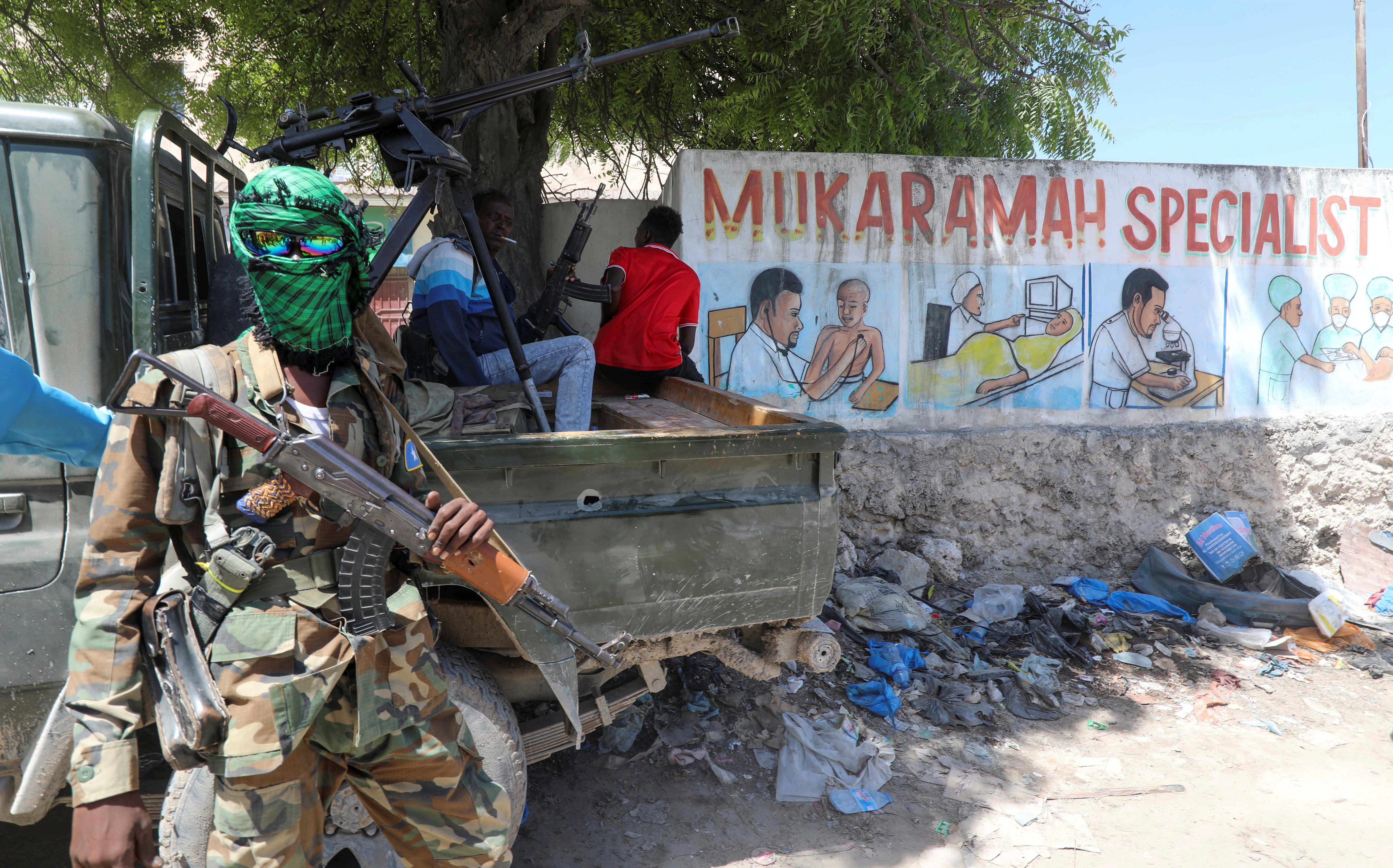 Somali military supporting Hawiye opposition leaders are seen in the streets of Yaqshid district of Mogadishu