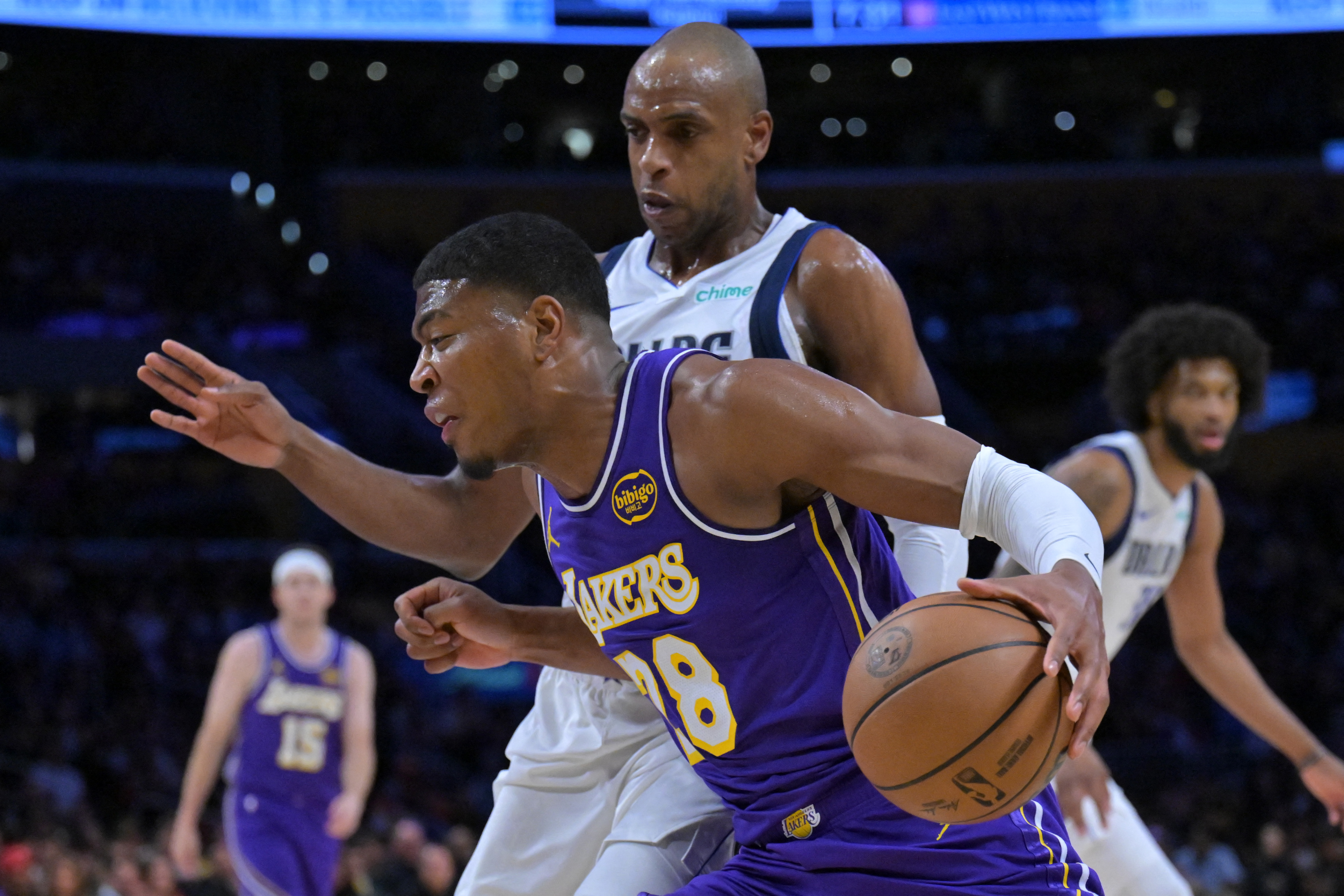 NBA＝八村21得点のレーカーズ快勝、レブロンはトリプルダブル