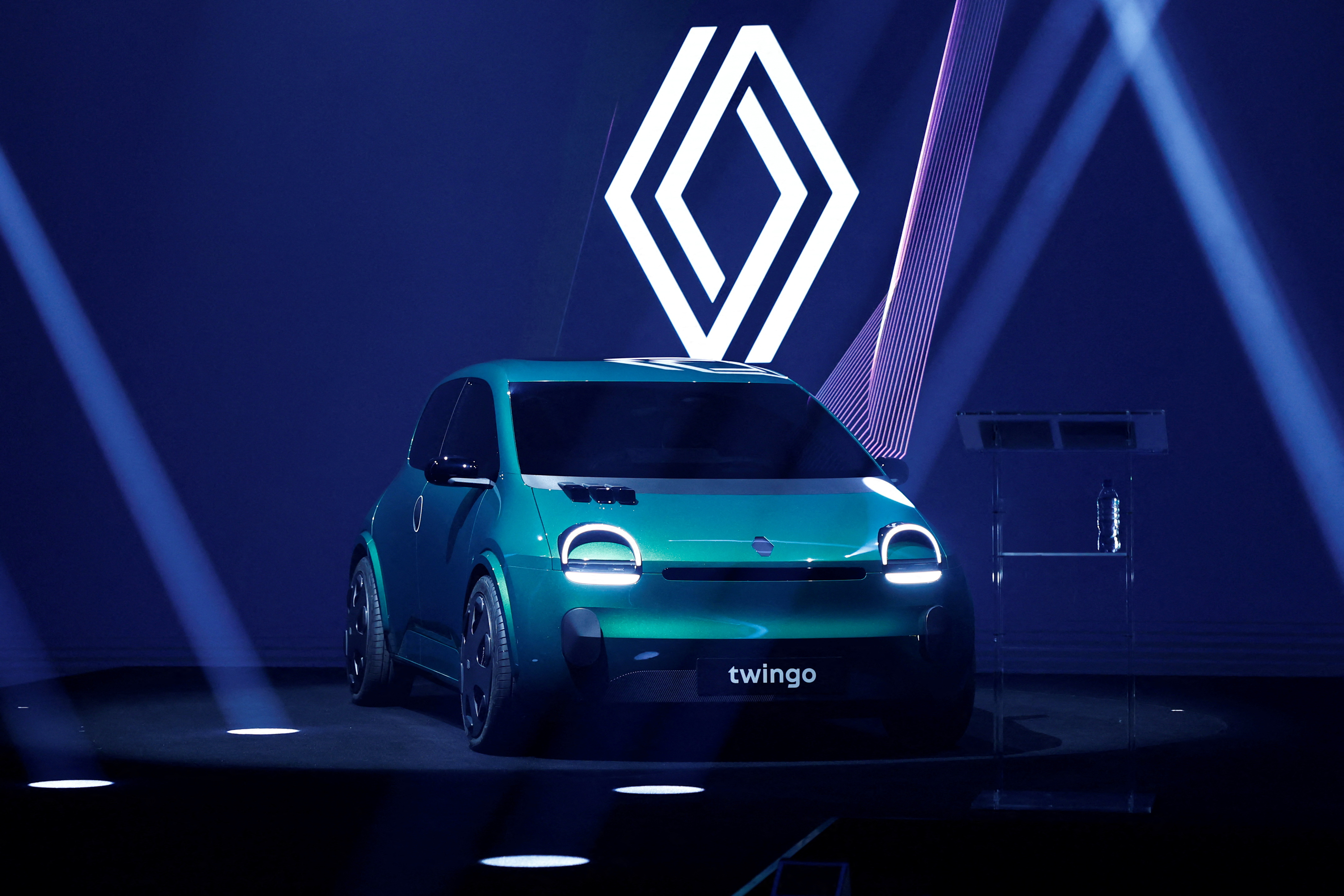 Renault, VW could partner on affordable EV early next year