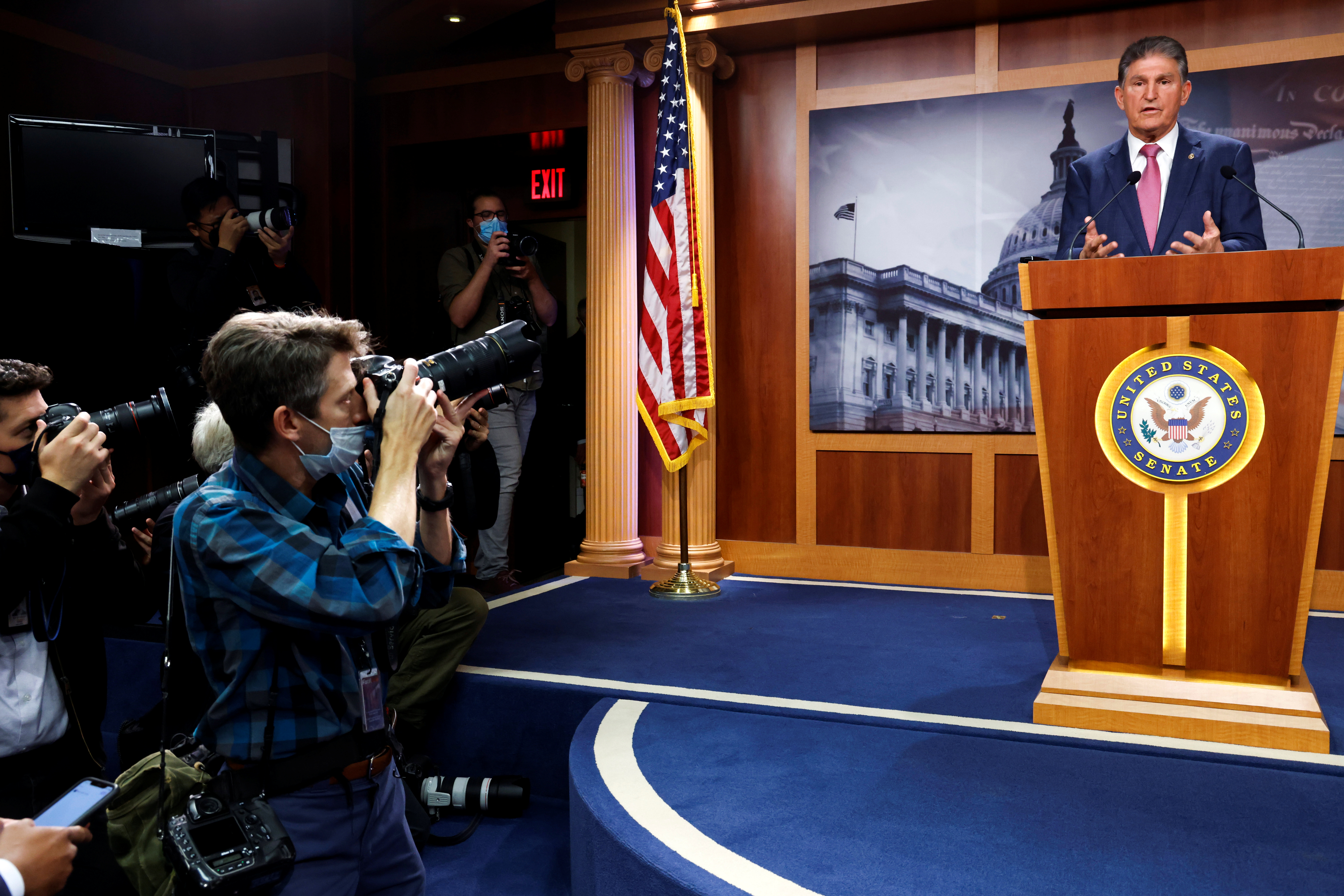 U.S. Senator Joe Manchin (D-WV) delivers remarks to reporters at the U.S. Capitol in Washington, U.S. November 1, 2021.  REUTERS/Jonathan Ernst