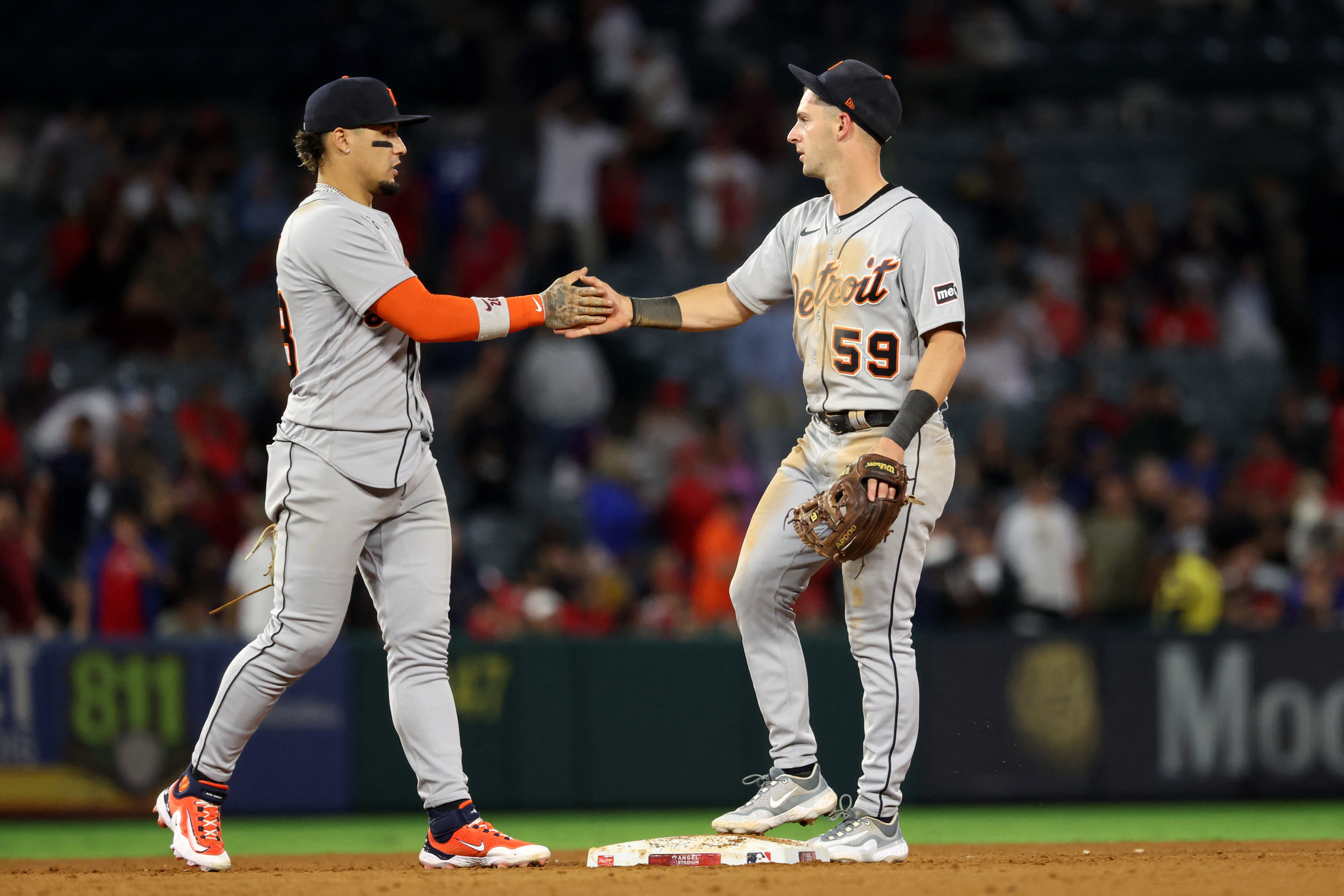 Angels beat Tigers in 10 innings on walk-off bunt single – Orange County  Register