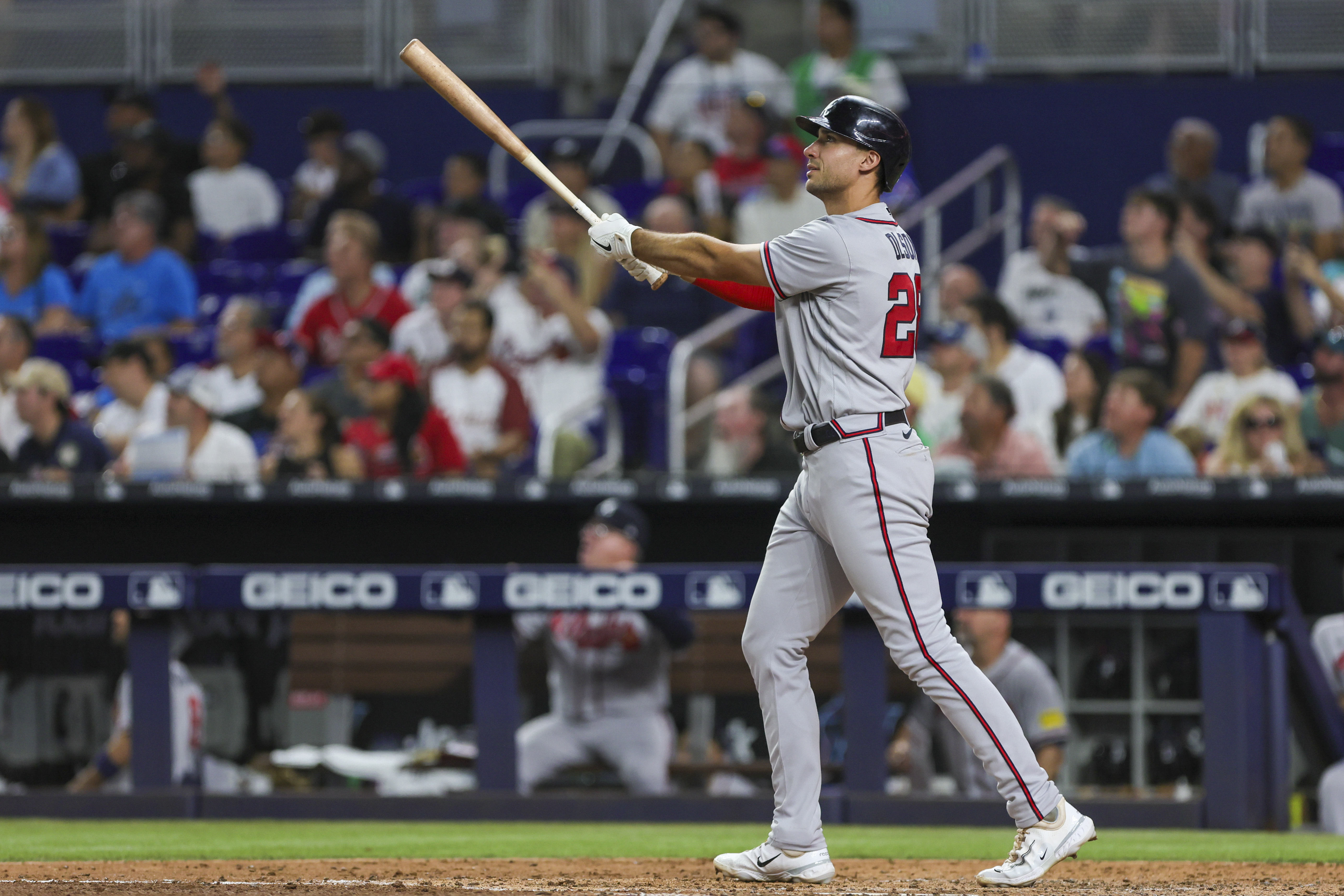 Eighth-inning home run deluge for Marlins against Braves as Burger