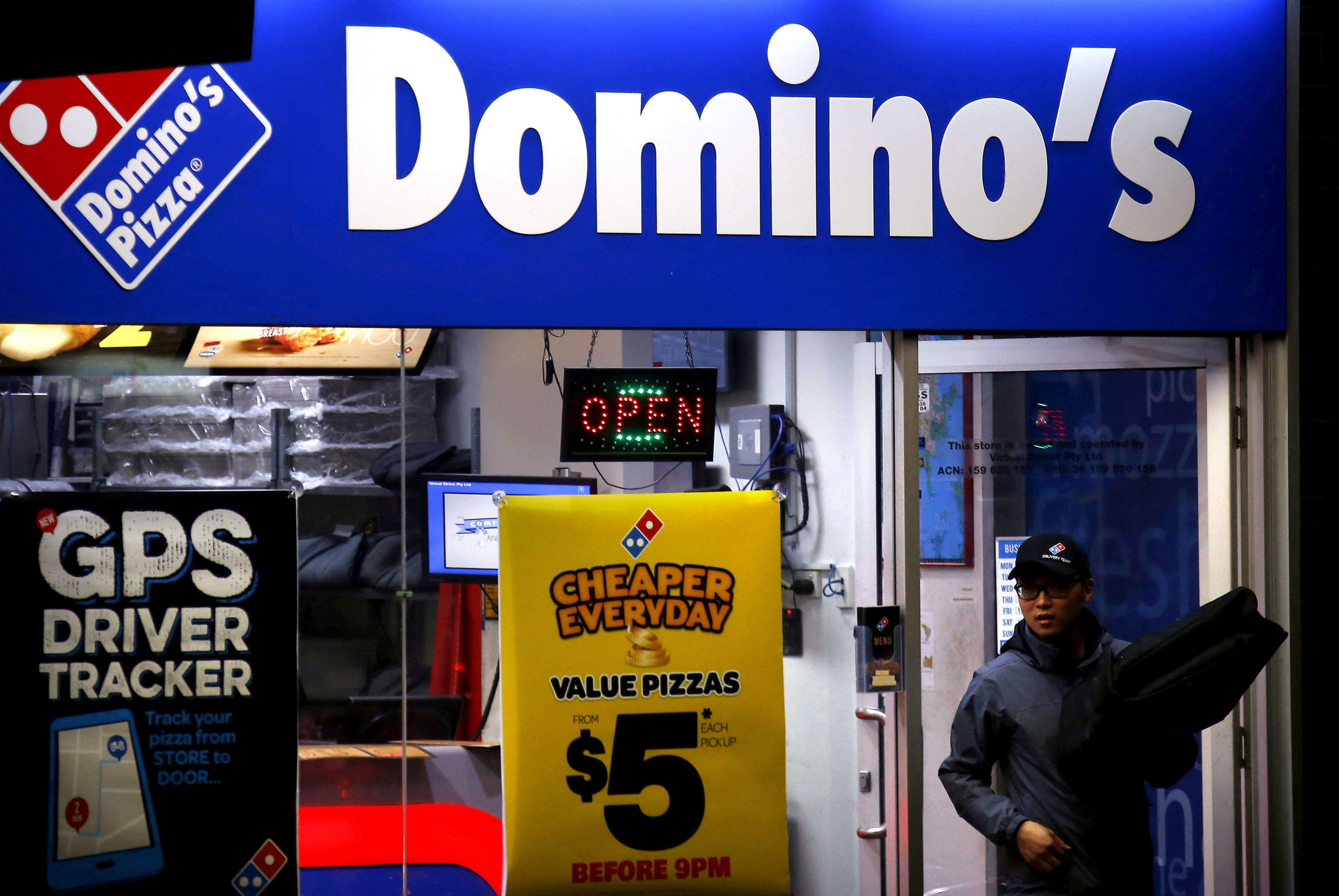 Domino's Pizza Is Soon Coming to Uber Apps for the First Time - WSJ