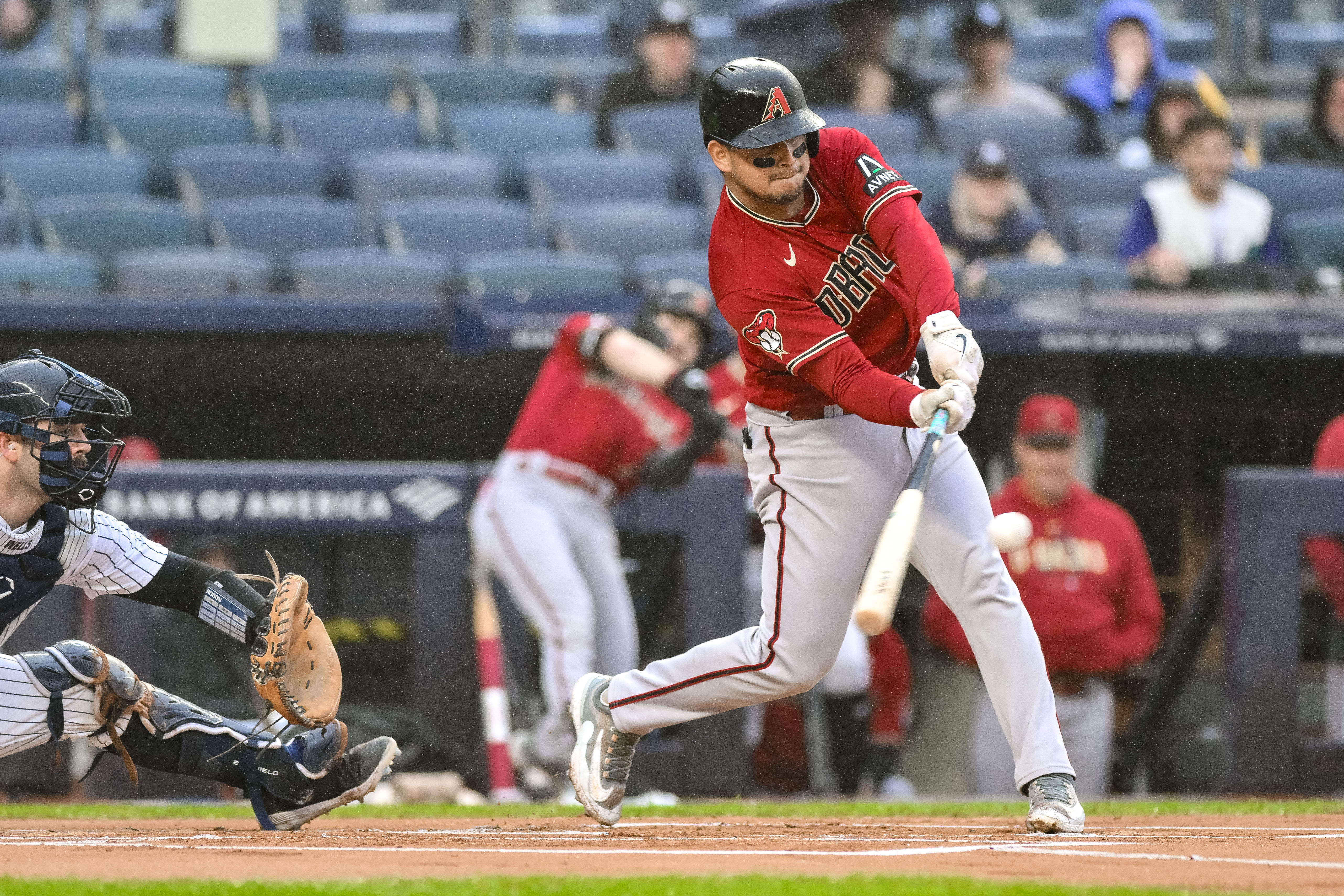 D-backs' win eliminates Yankees from playoff contention