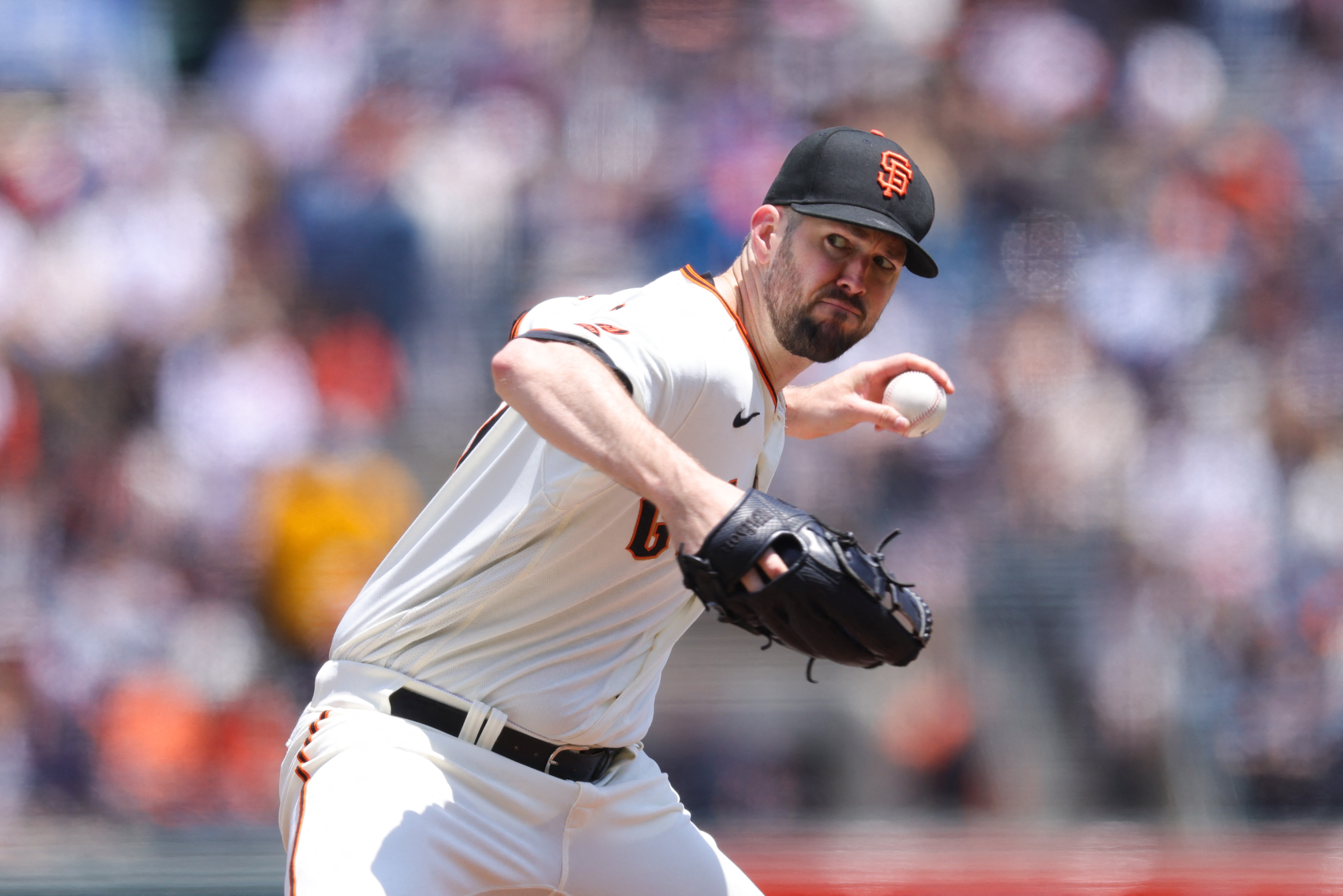 MLB roundup: Blake Snell helps Padres avoid sweep, dump Giants