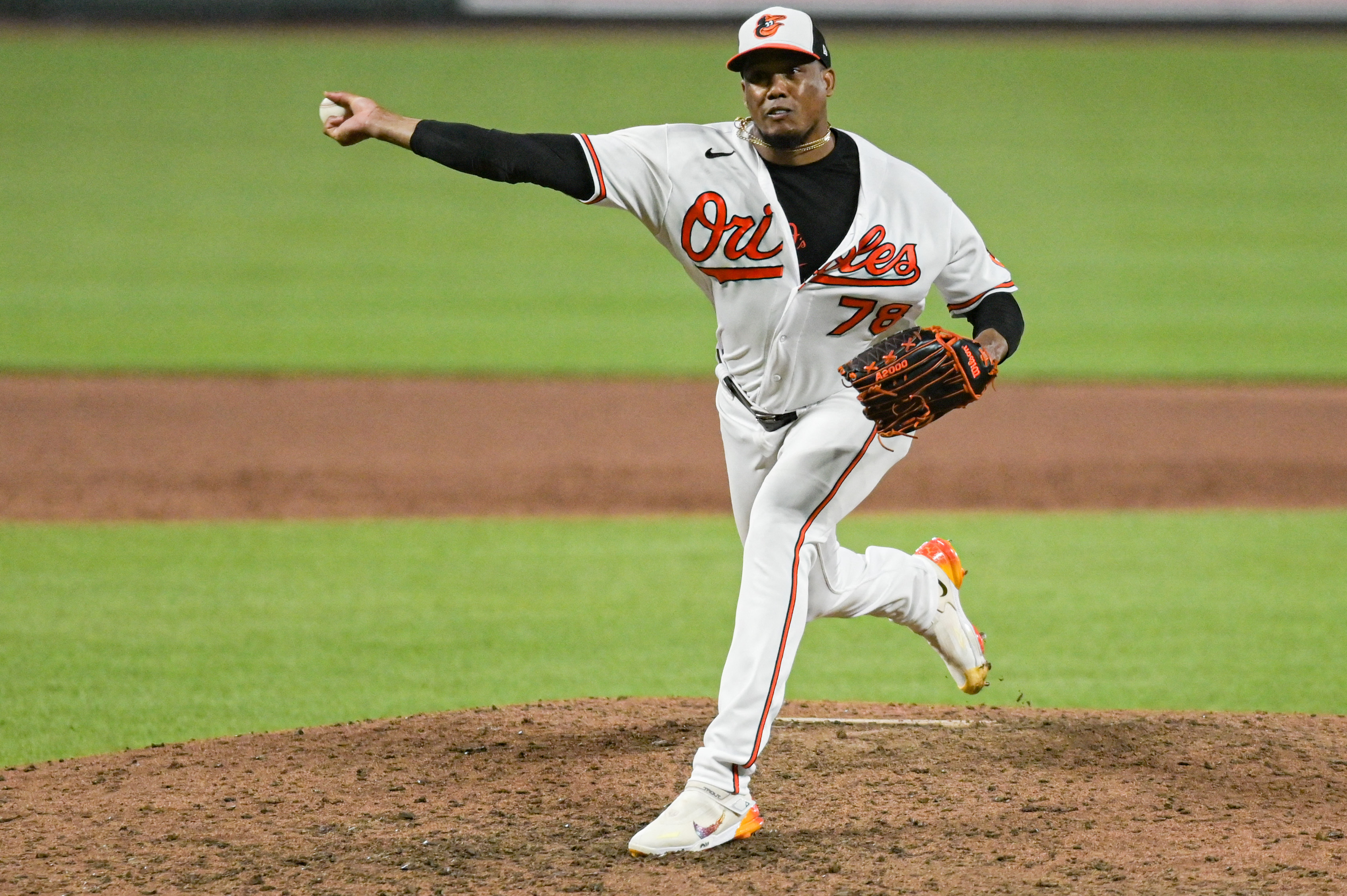 Baltimore, United States. 29th May, 2023. Cleveland Guardians first baseman Josh  Naylor (22) making contact with the pitch in the top of the third inning  against the Baltimore Orioles at Oriole Park