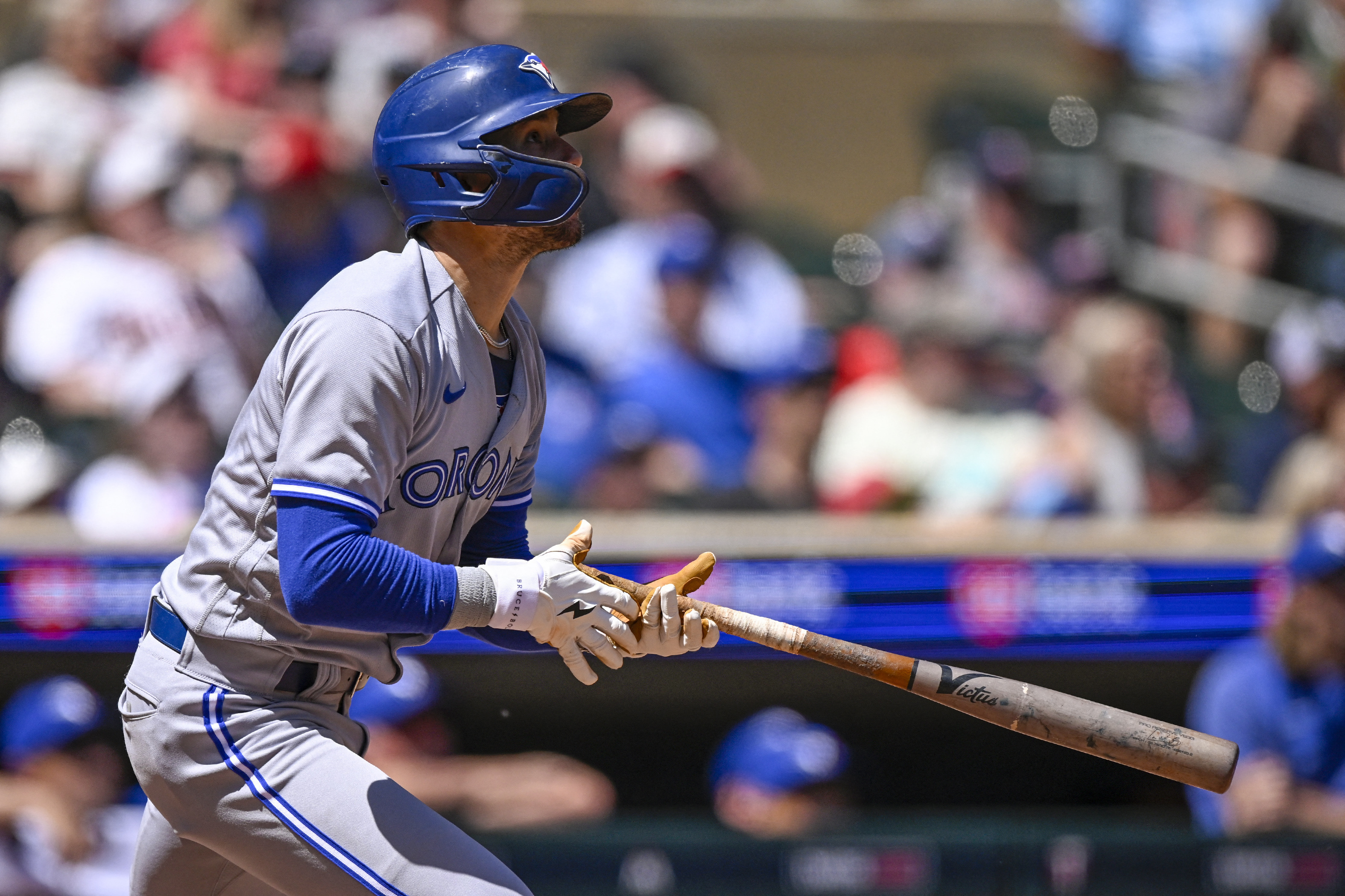 Willi Castro homers twice to propel Twins past Blue Jays