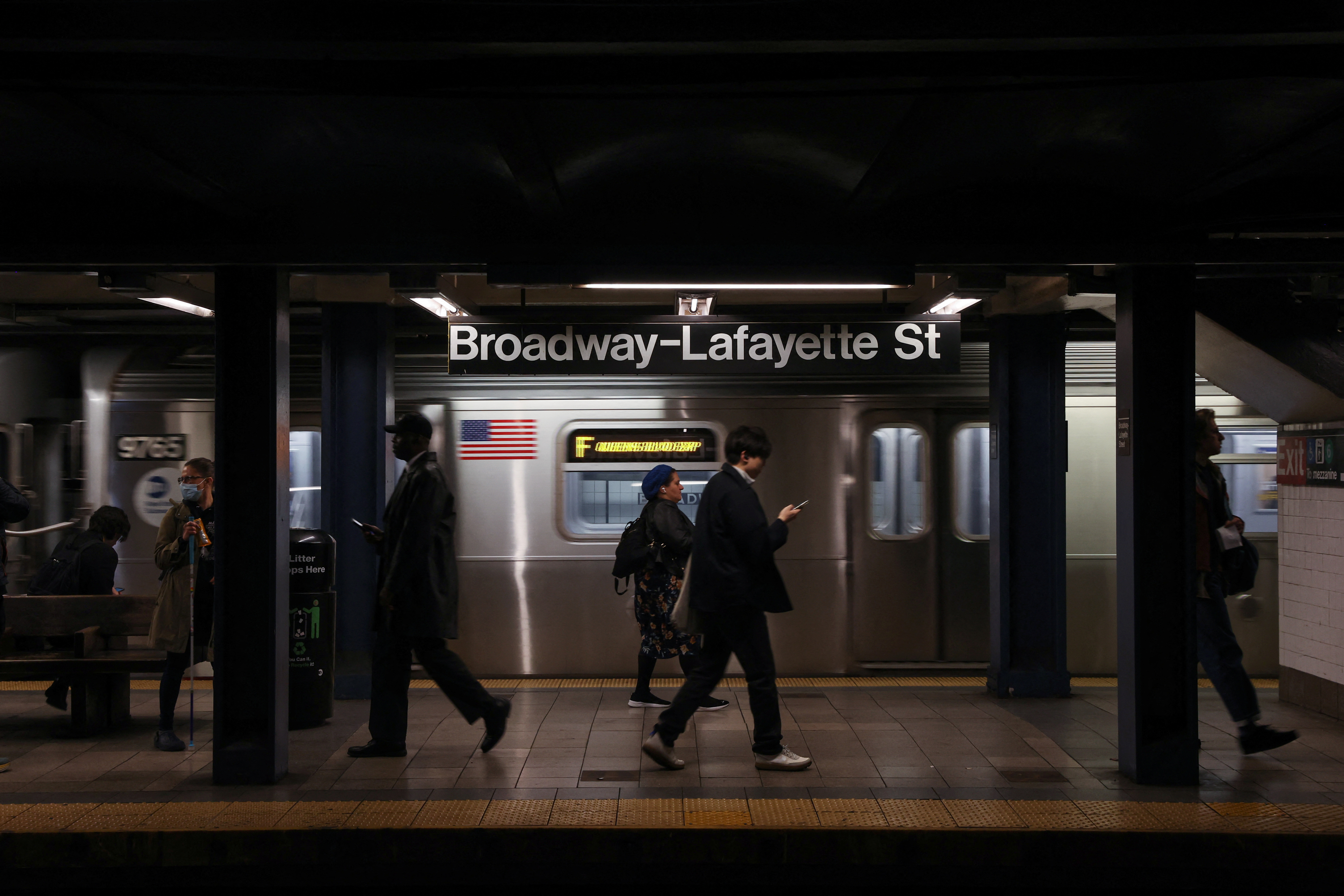 Shocking video shows vagrant being choked to death on NYC subway