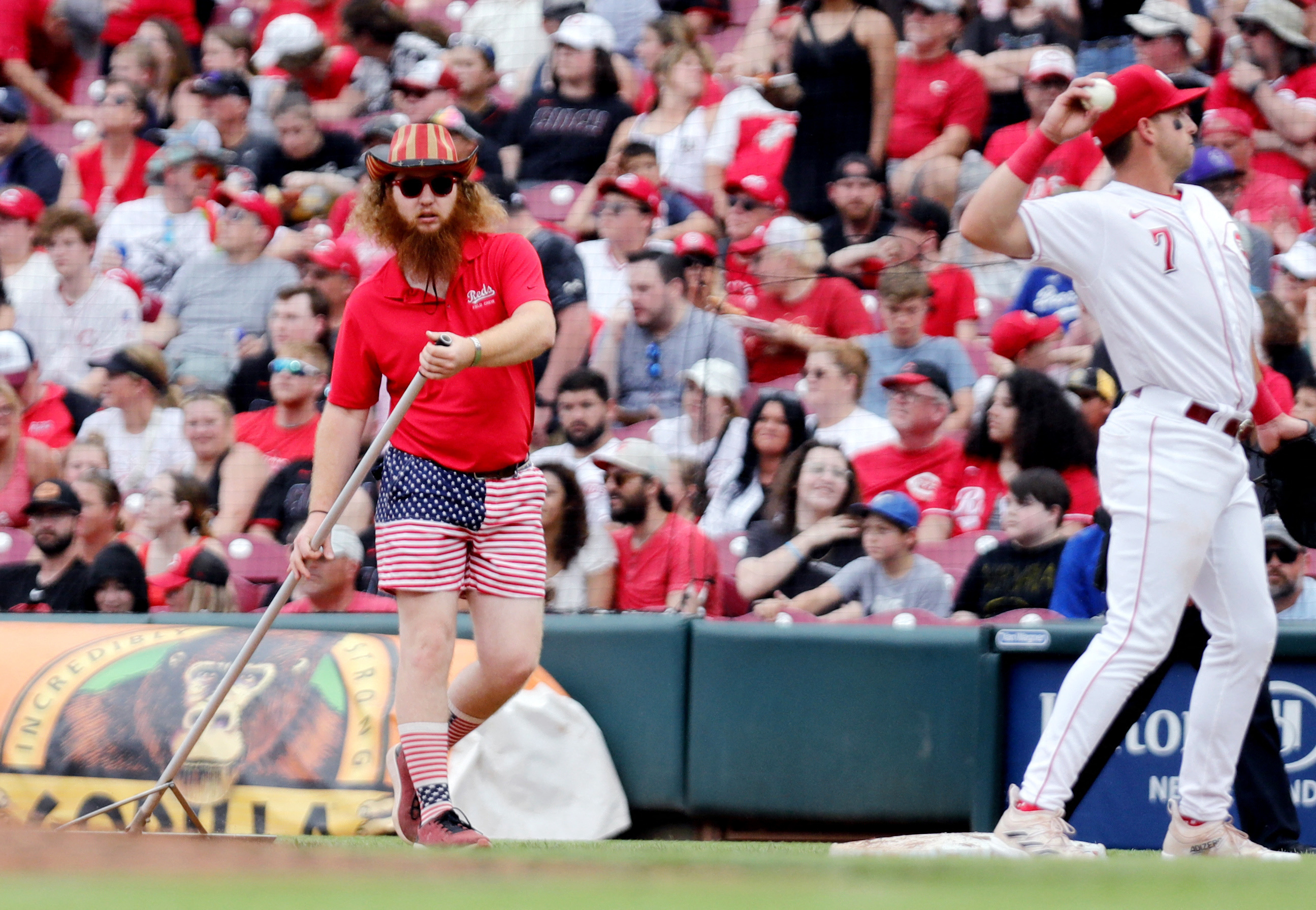 Fernando Tatis Jr. signs for fans after Reds-Padres game at GABP