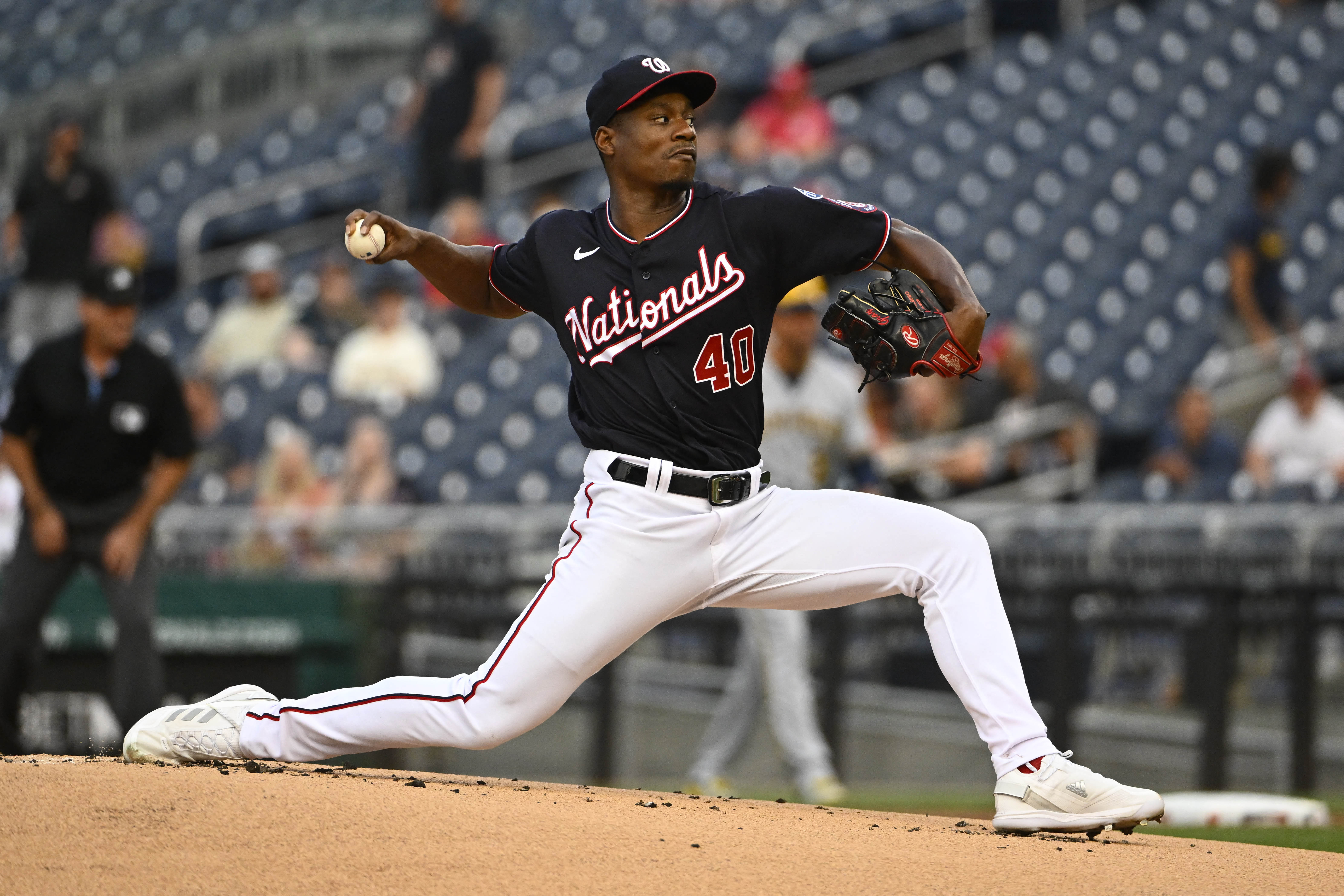 Brewers beat Nationals to end four-game slide