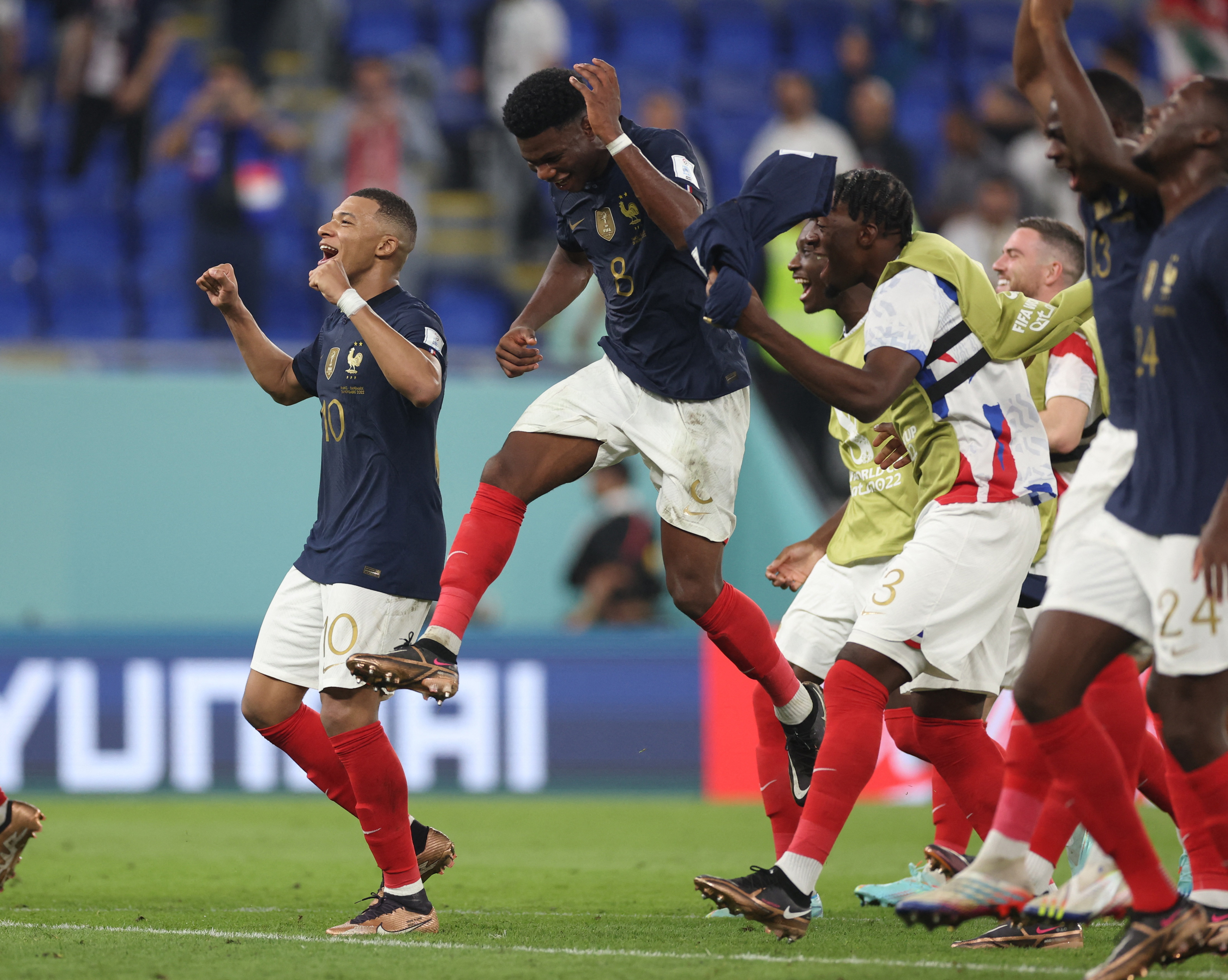 Kylian Mbappé goals ensure defending champion France is first side to seal  spot in World Cup knockout stages - ABC17NEWS