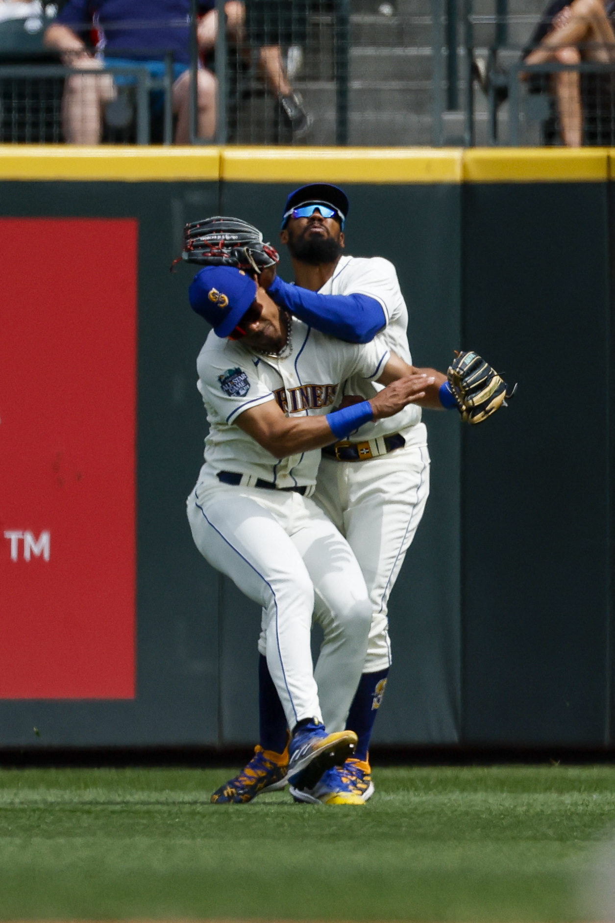 Rookie Bryce Miller sharp in his return as Mariners shut out Tigers, Mariners