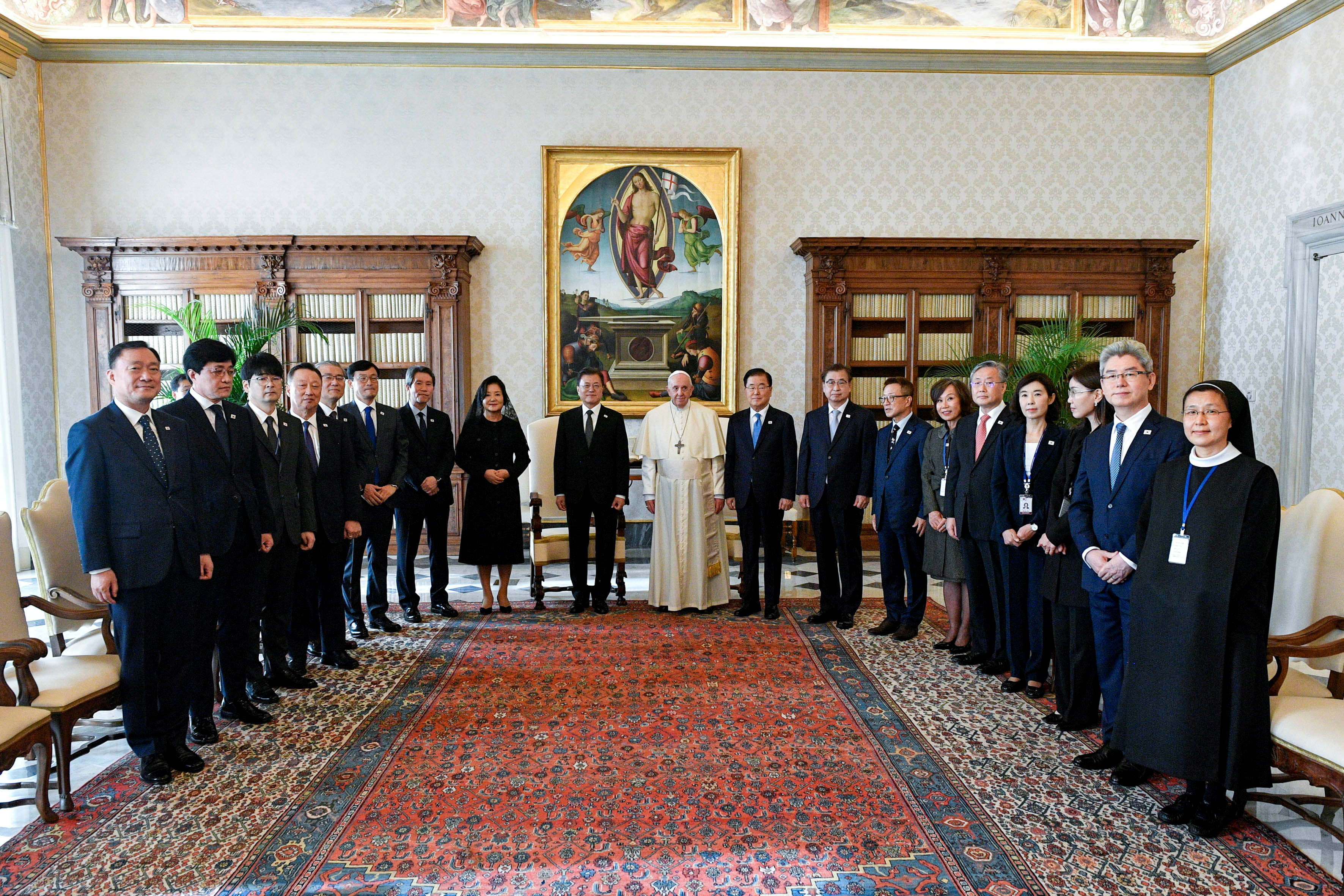 Pope Francis meets South Korean President Moon Jae-in and his wife Kim Jung-Sook at the Vatican, October 29, 2021.   Vatican Media/­Handout via REUTERS  