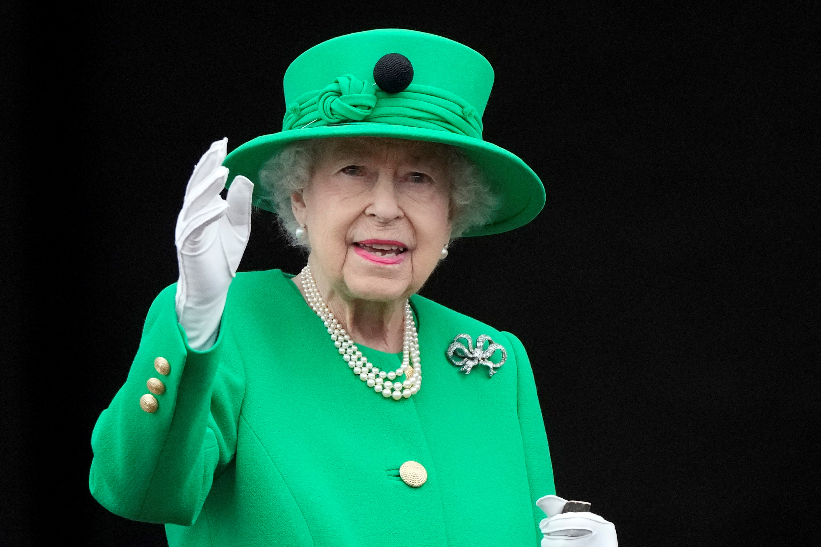 UK government sends Queen Elizabeth a music box to celebrate her