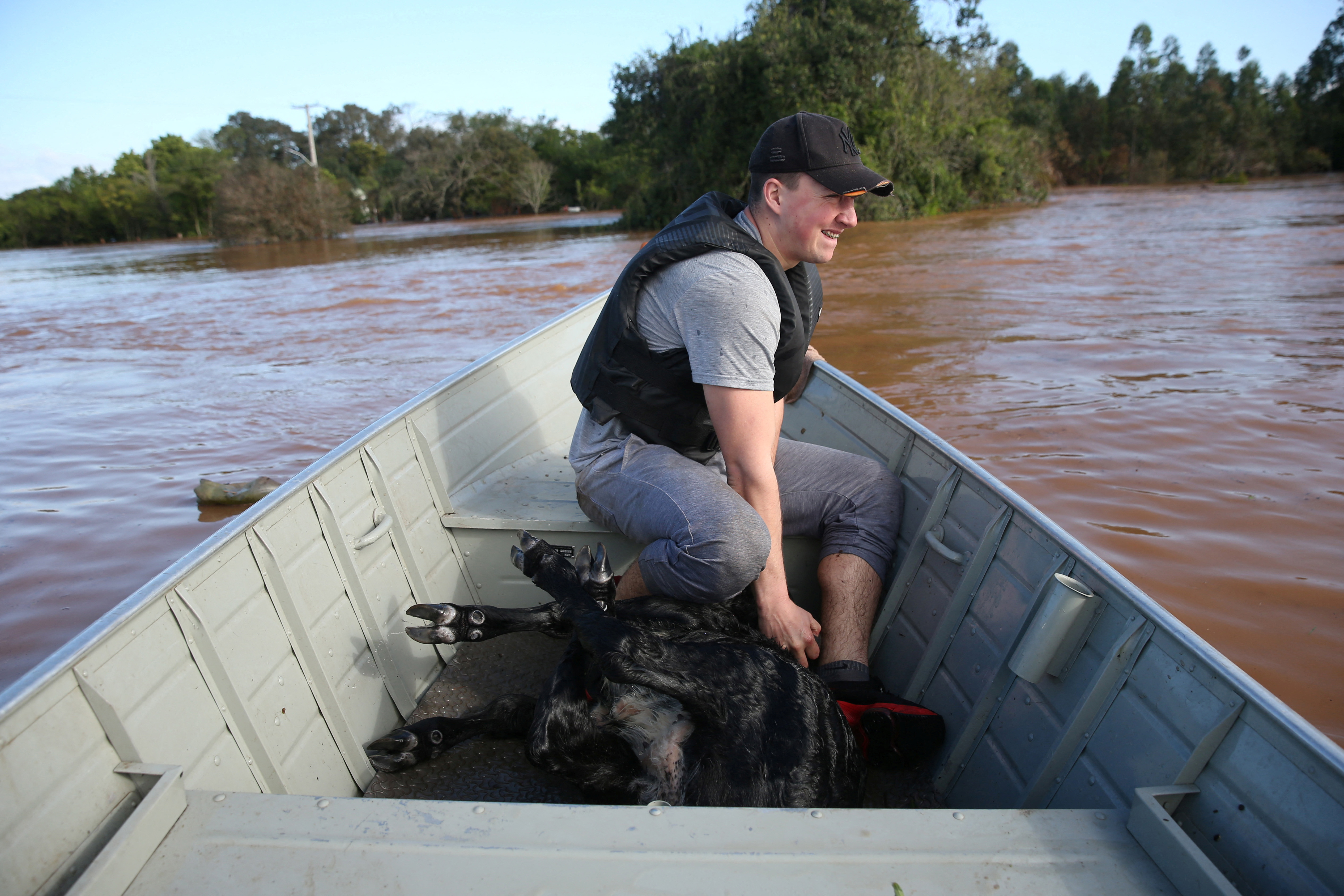 Brazil – Flooding Rivers Displace Thousands in Rondônia – FloodList