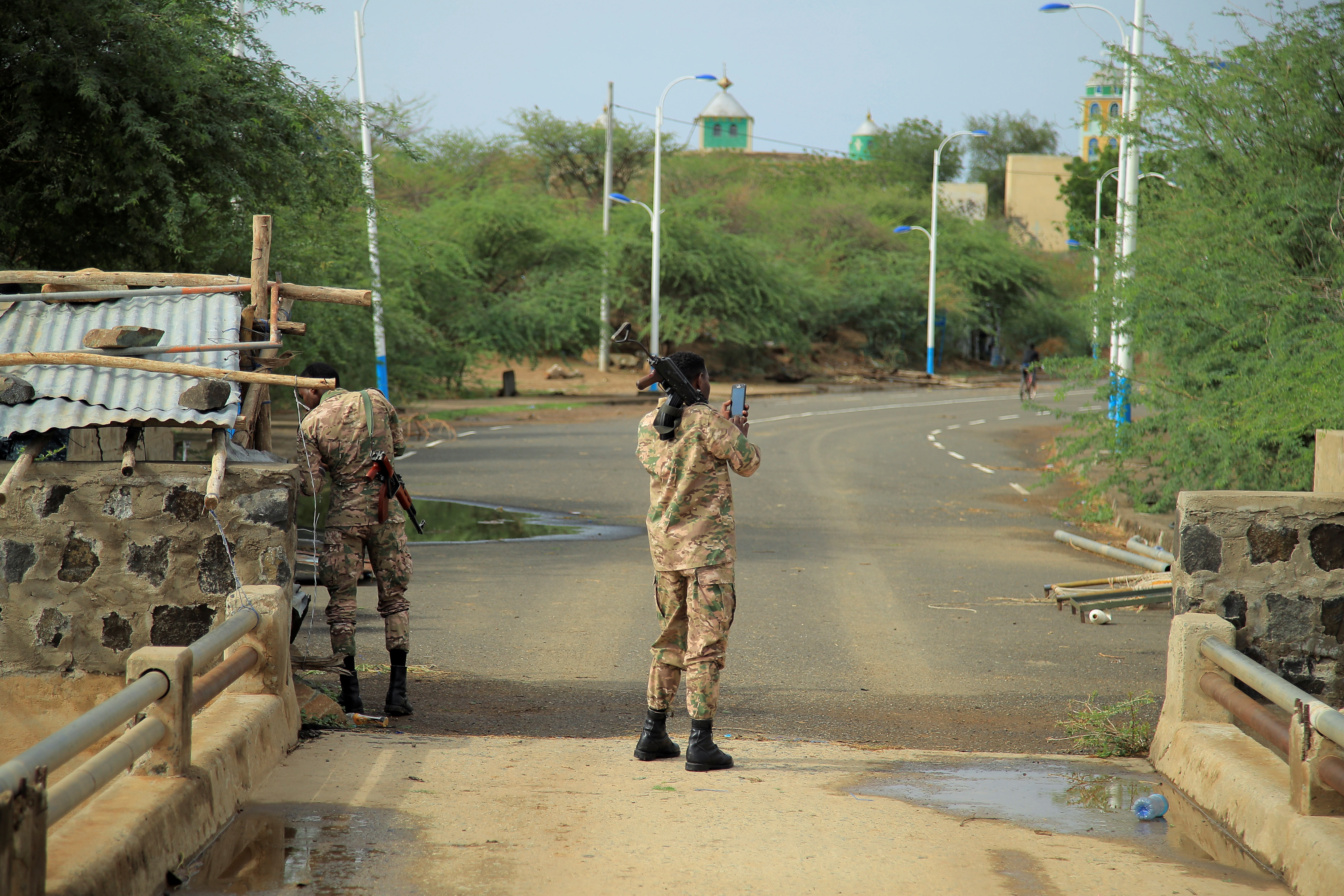 Members of Amhara special forces stand guard on the Ethiopia-Eritrean border near the town of Humera