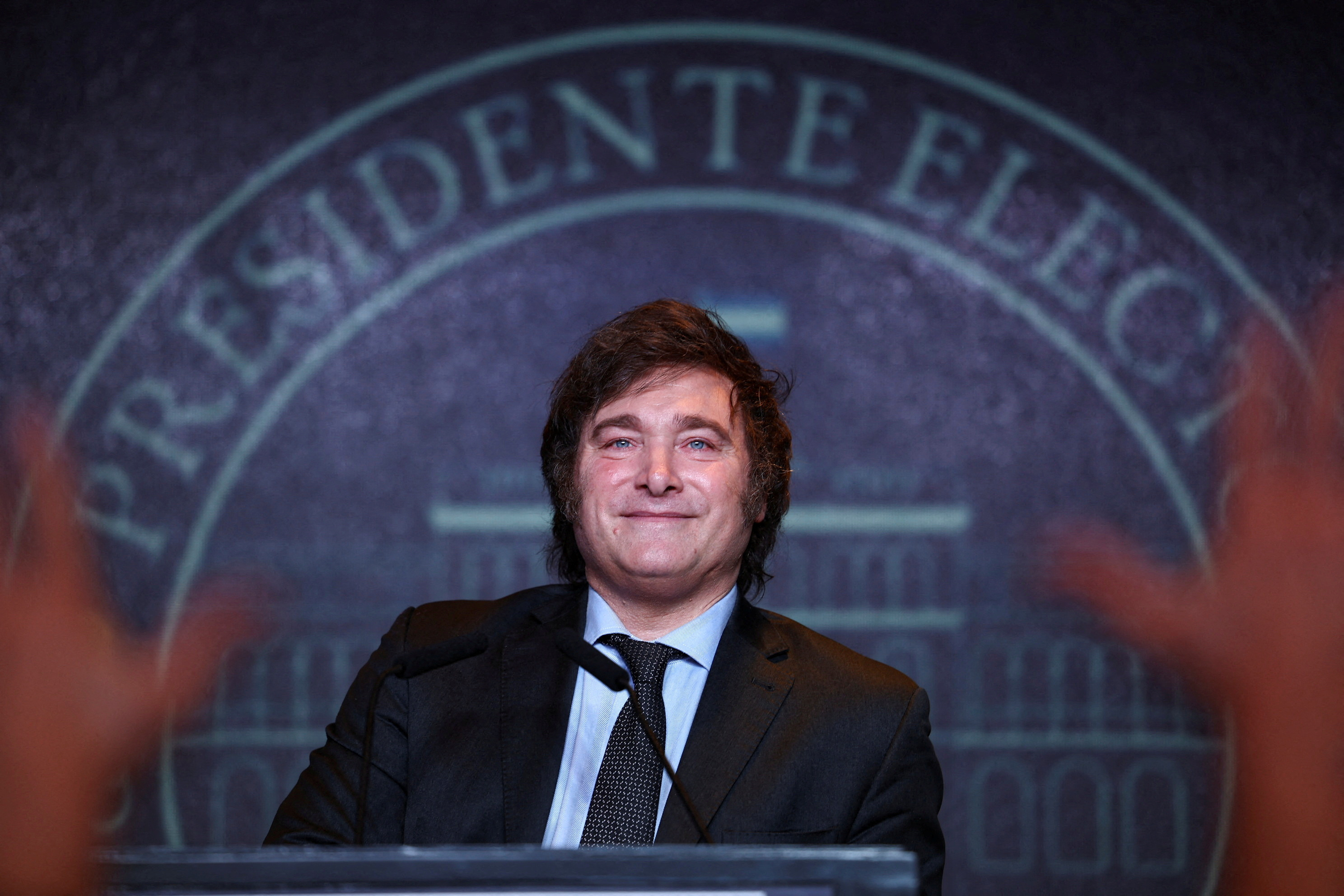 Argentina realiza segundo turno das eleições presidenciais
