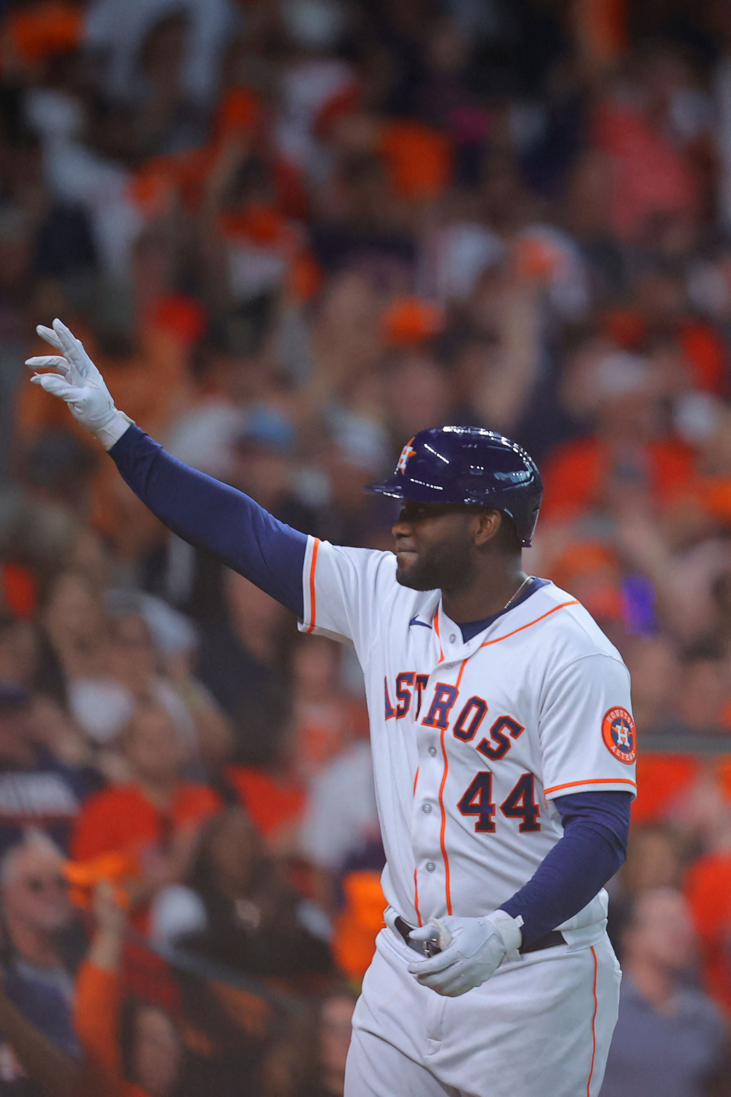 Astros clip Twins 6-4 behind 2 HRs from Yordan Alvarez, Sports