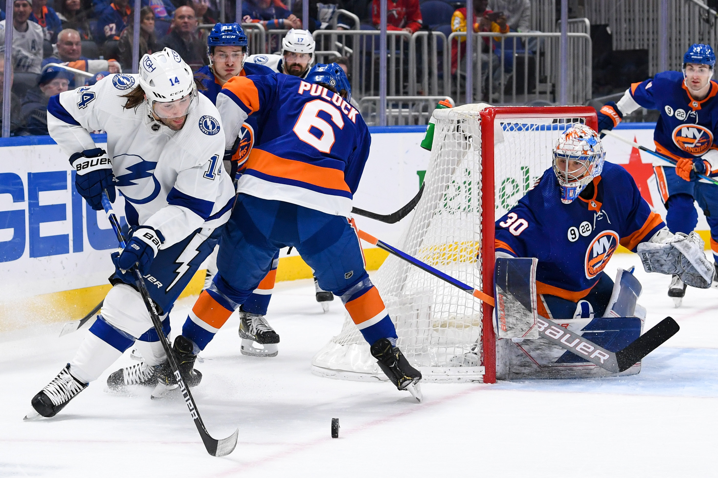 Tampa Bay Lightning aim for first NHL three-peat in nearly 40