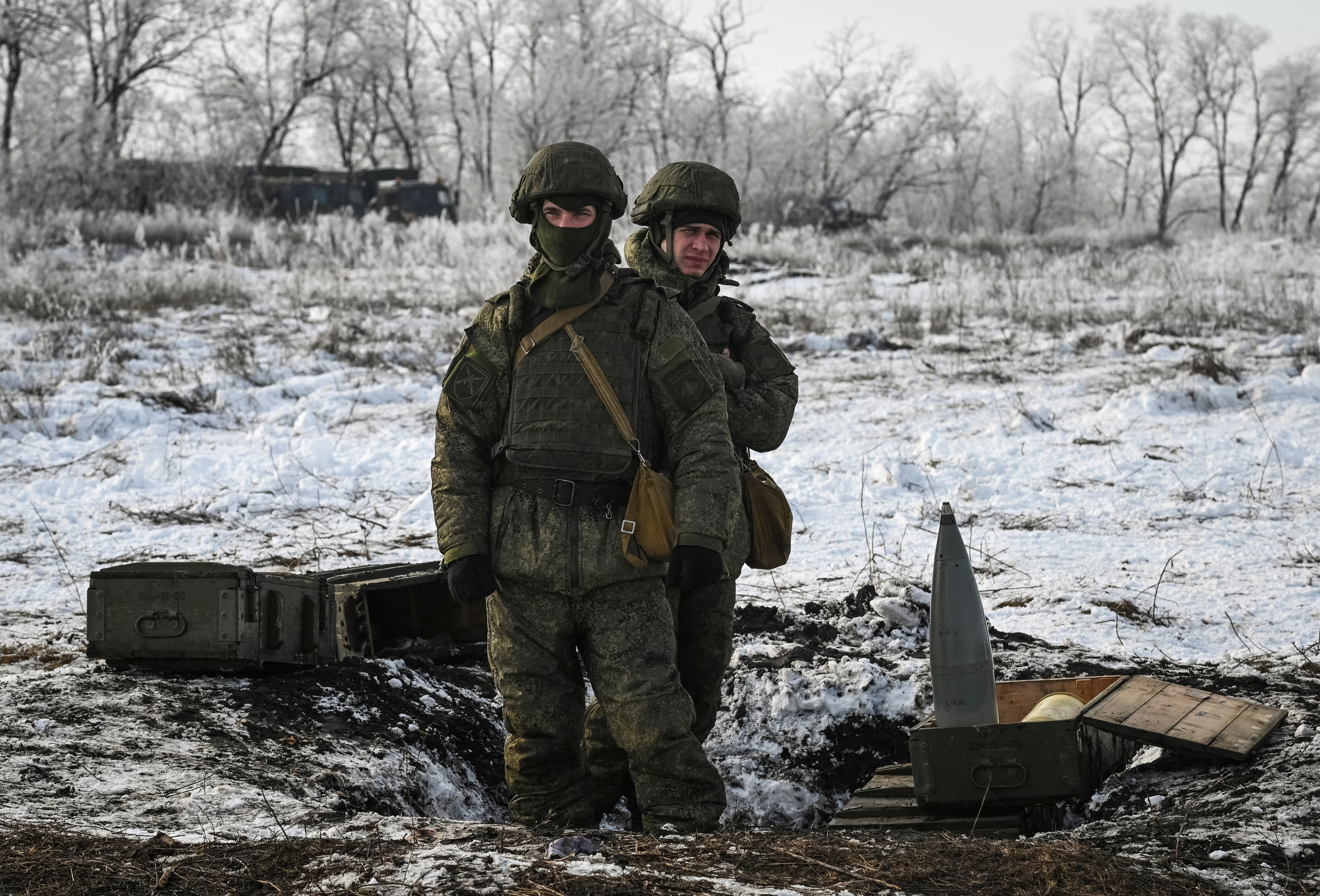 Rus ordusu askerleri 26 Ocak 2022, Rusya'nın güney Rostov bölgesindeki Kuzminsky menzilindeki tatbikatlara katılıyor. REUTERS/Sergey Pivovarov