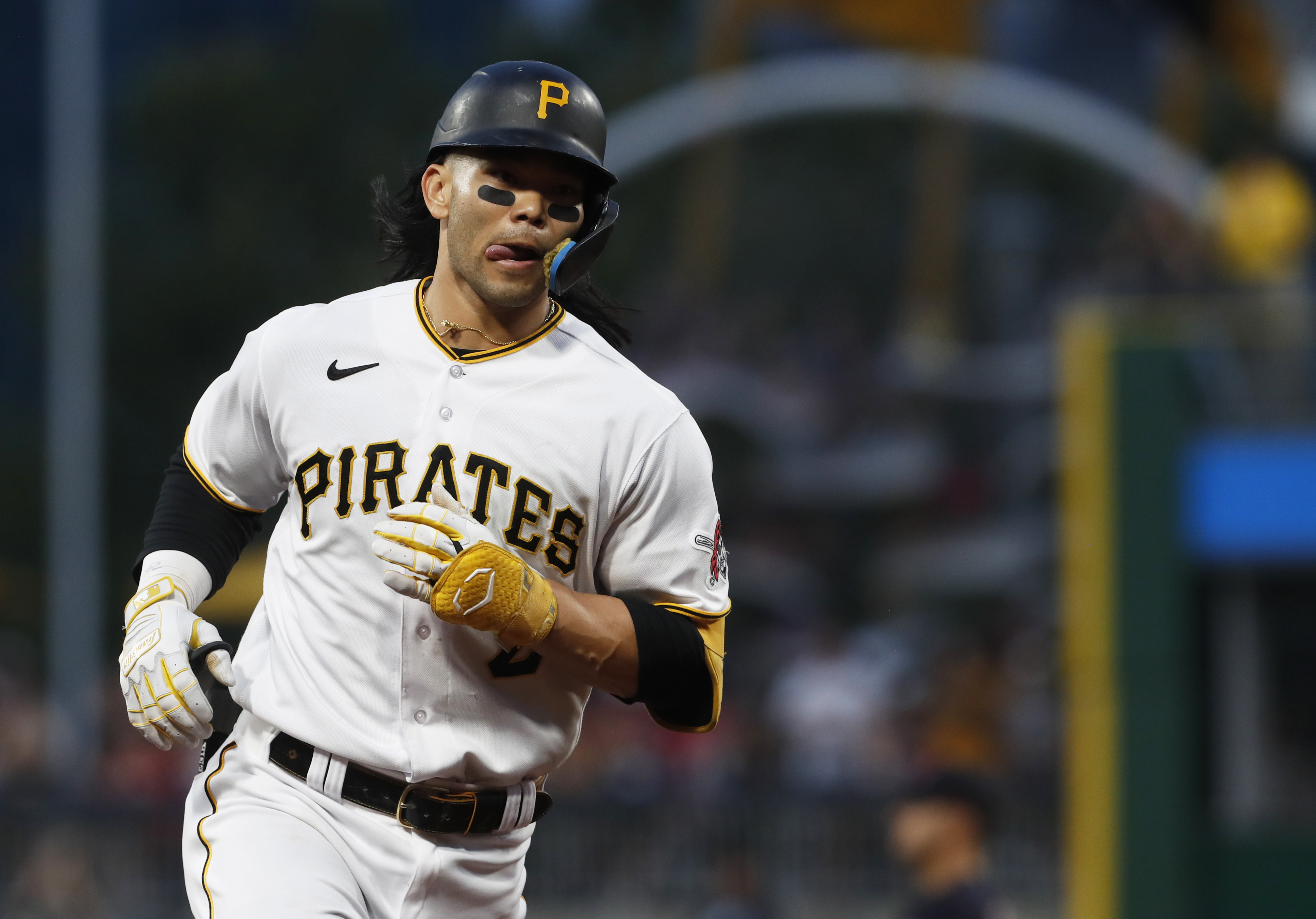 Josh Naylor powers Guardians over Pirates, 11-0, to end four-game skid –  News-Herald