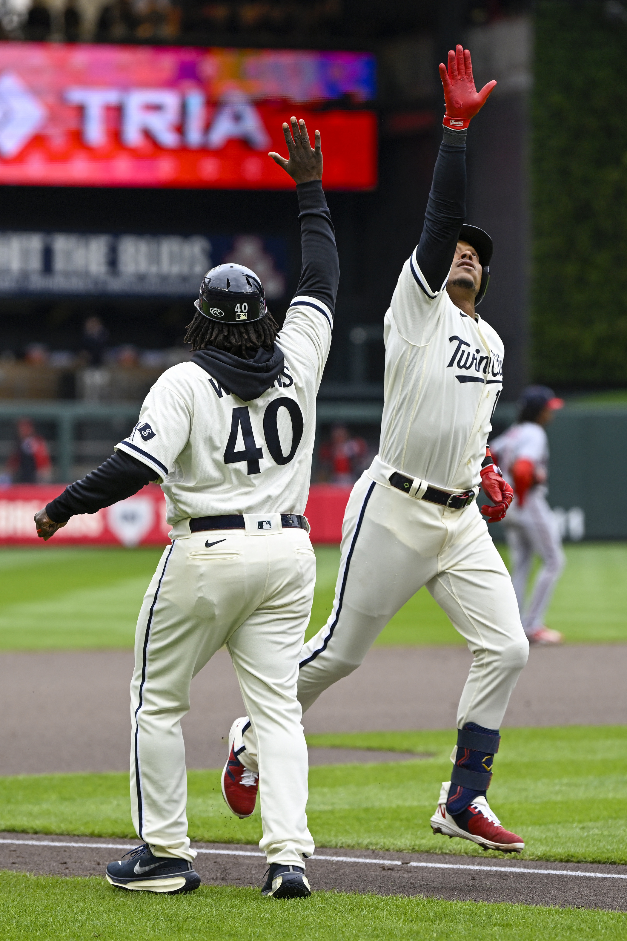 Bailey Ober's pitching, Jorge Polanco's hitting lead Twins past White Sox  1-0