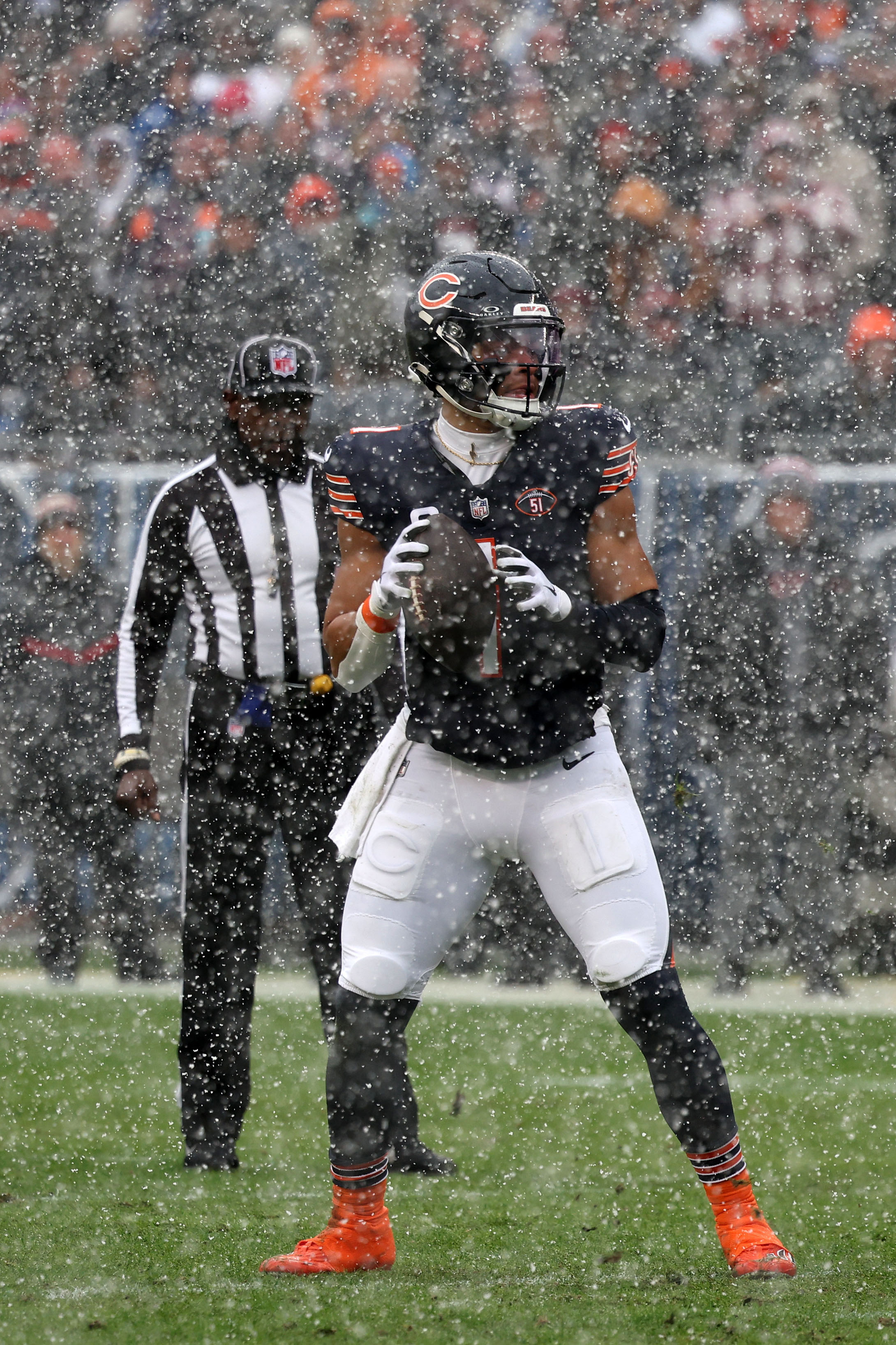 Justin Fields Helps Balanced Bears Knock Off Falcons | Reuters