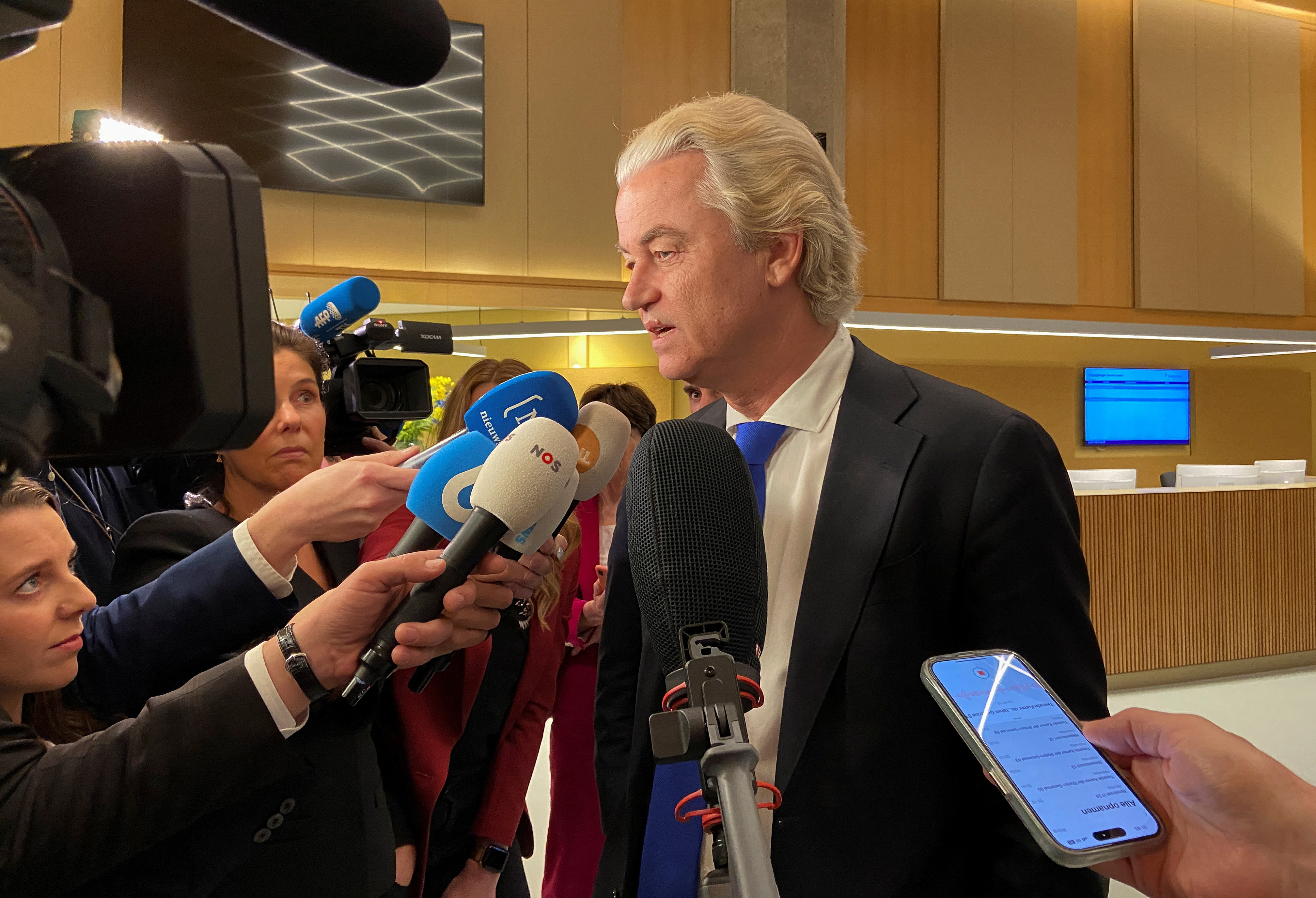 Dutch parties agree on final formation of rightwing government, Wilders  says | Reuters