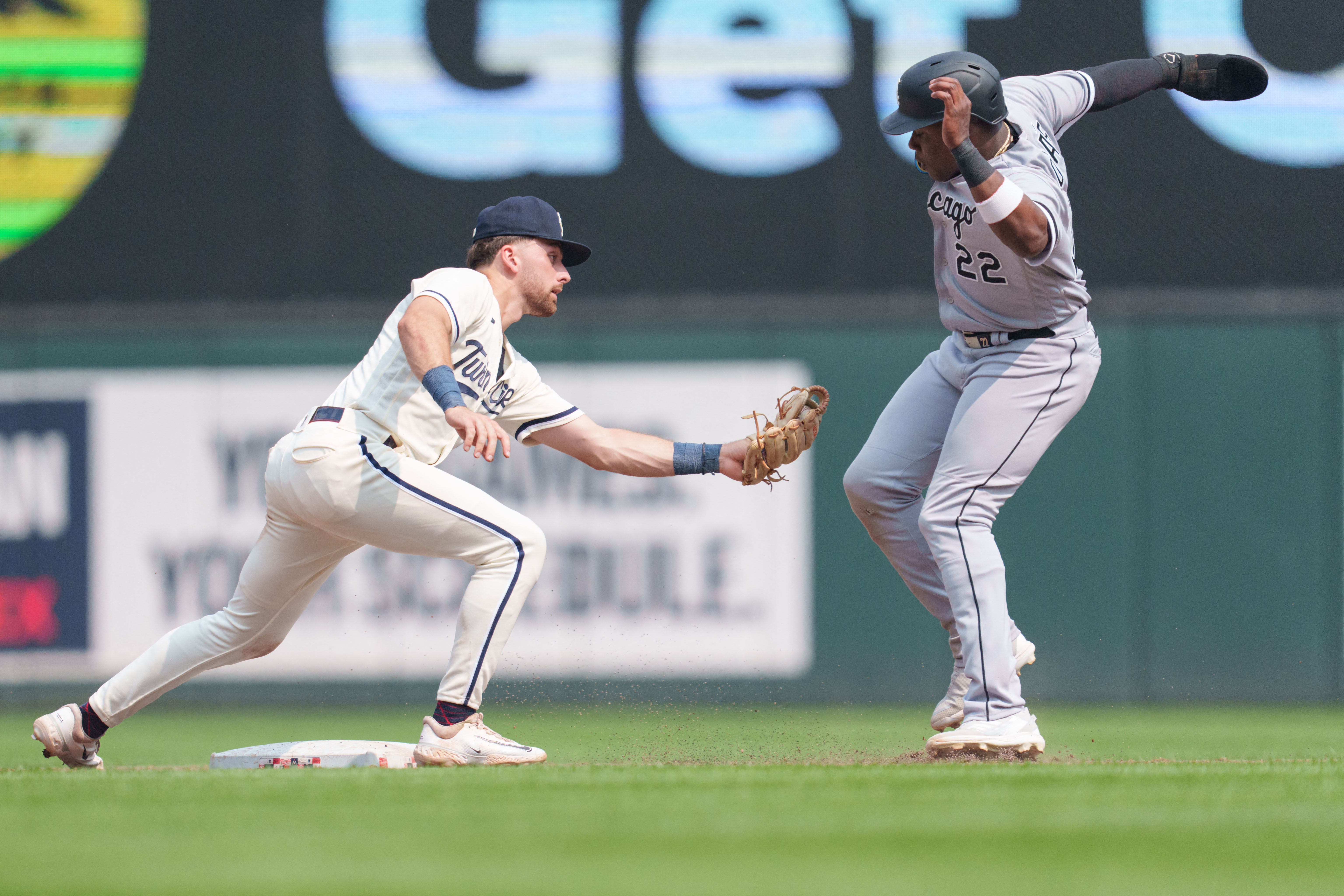 MLB scores: White Sox's Lucas Giolito throws shutout vs. Twins