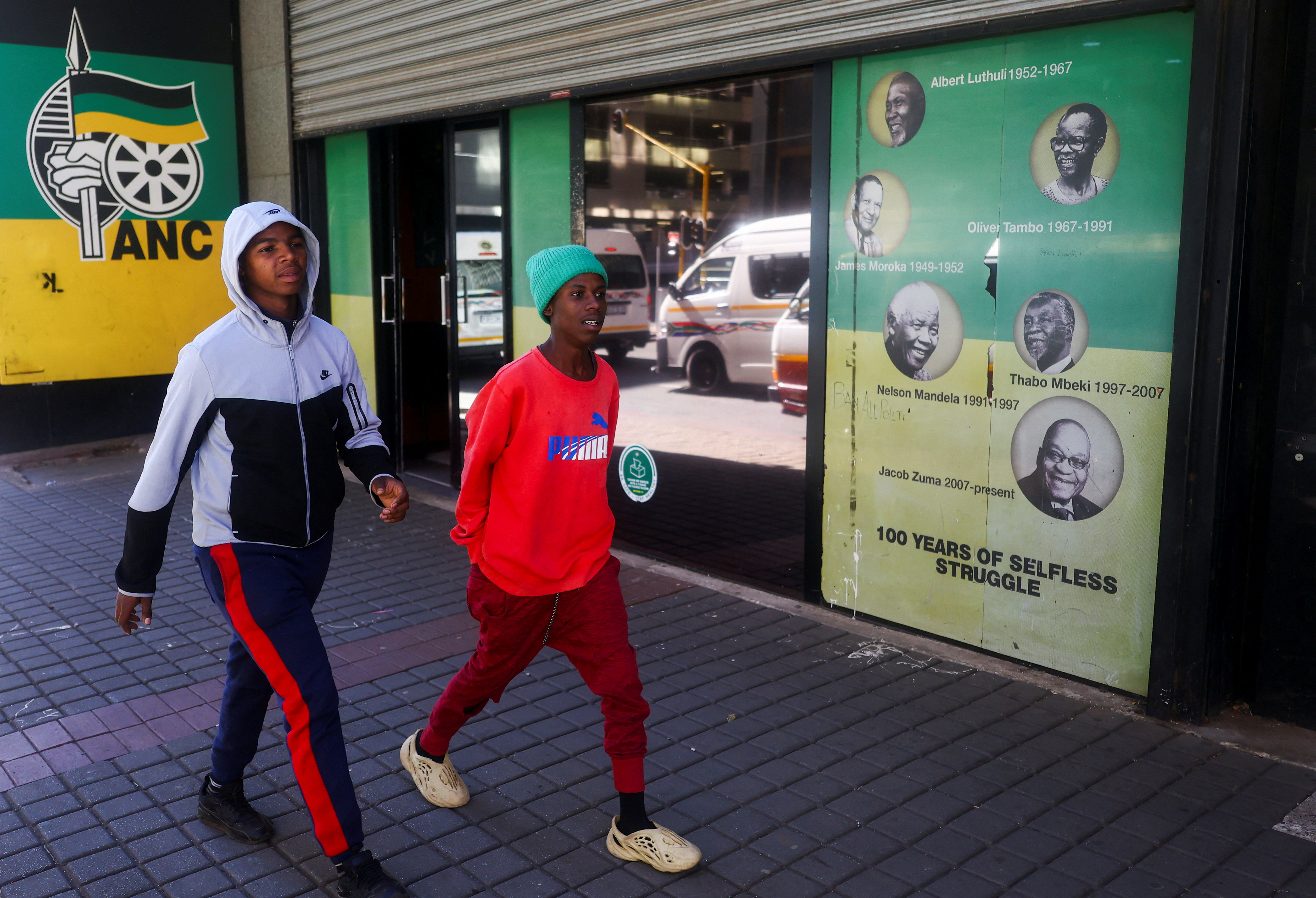 South Africa's ANC leaning towards government of national unity