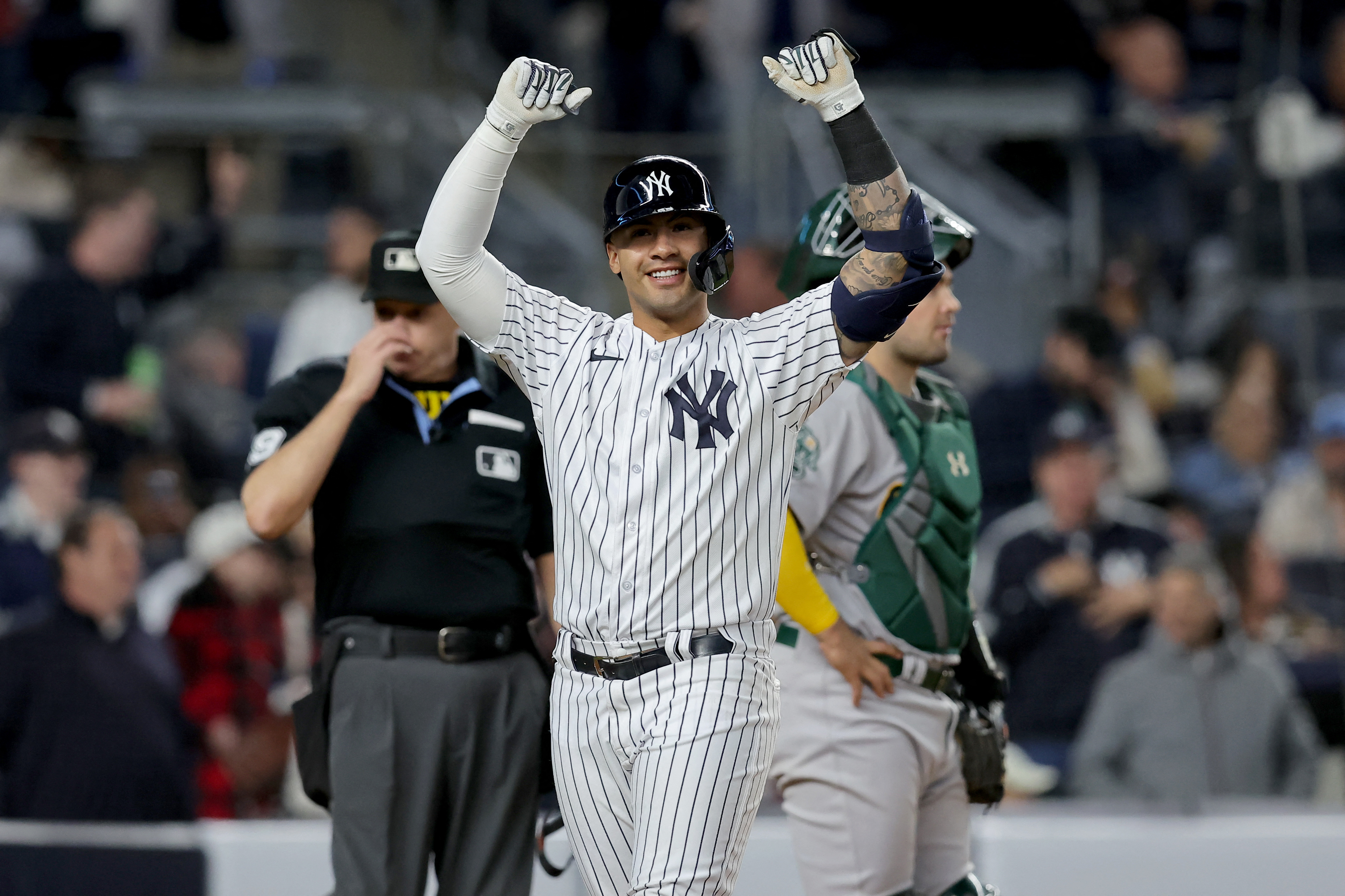 Kemp's 2-run homer in eighth lifts Athletics past Yankees