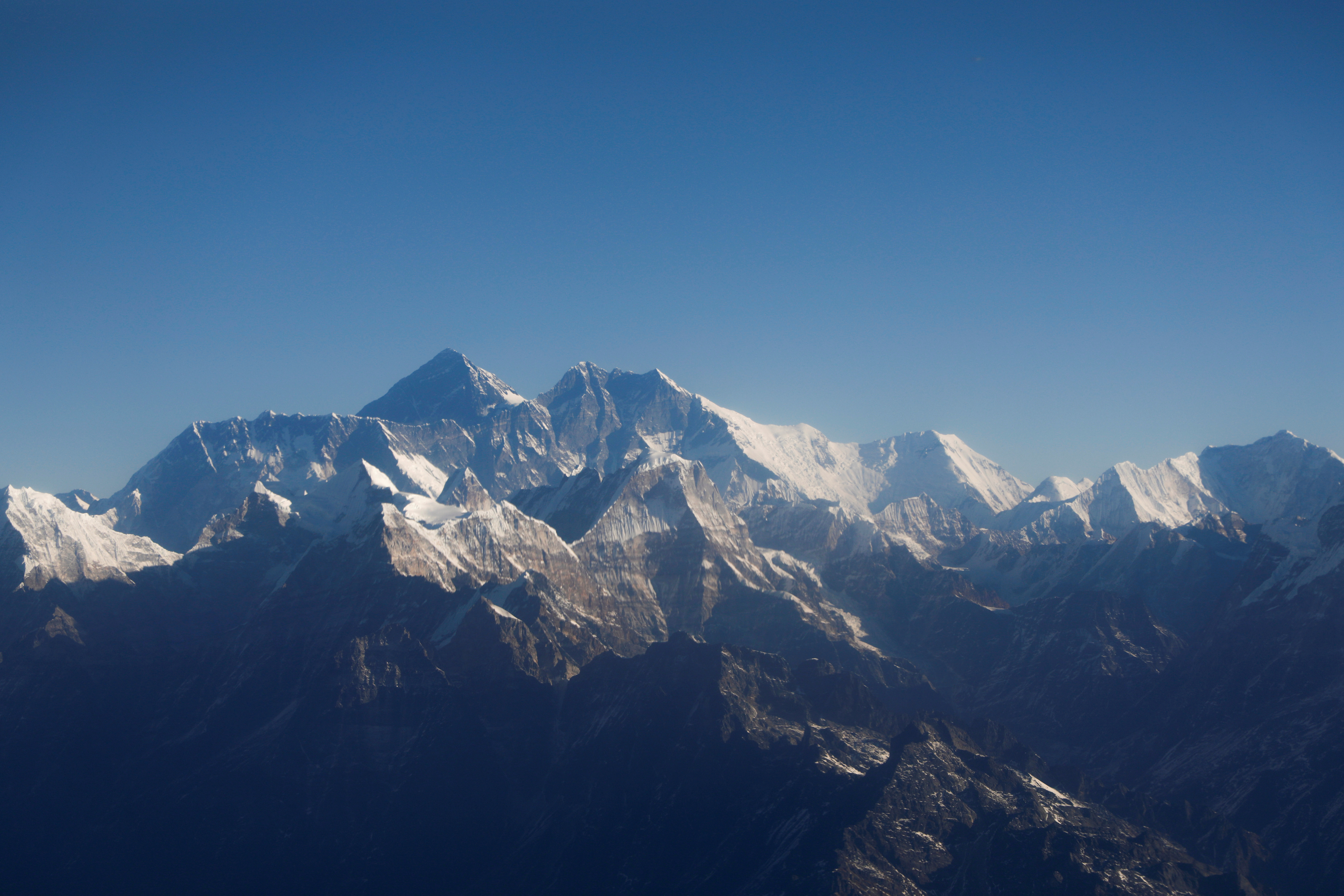 Foreigners Return To Mount Everest As Nepal Battles Second Covid 19 Wave Reuters