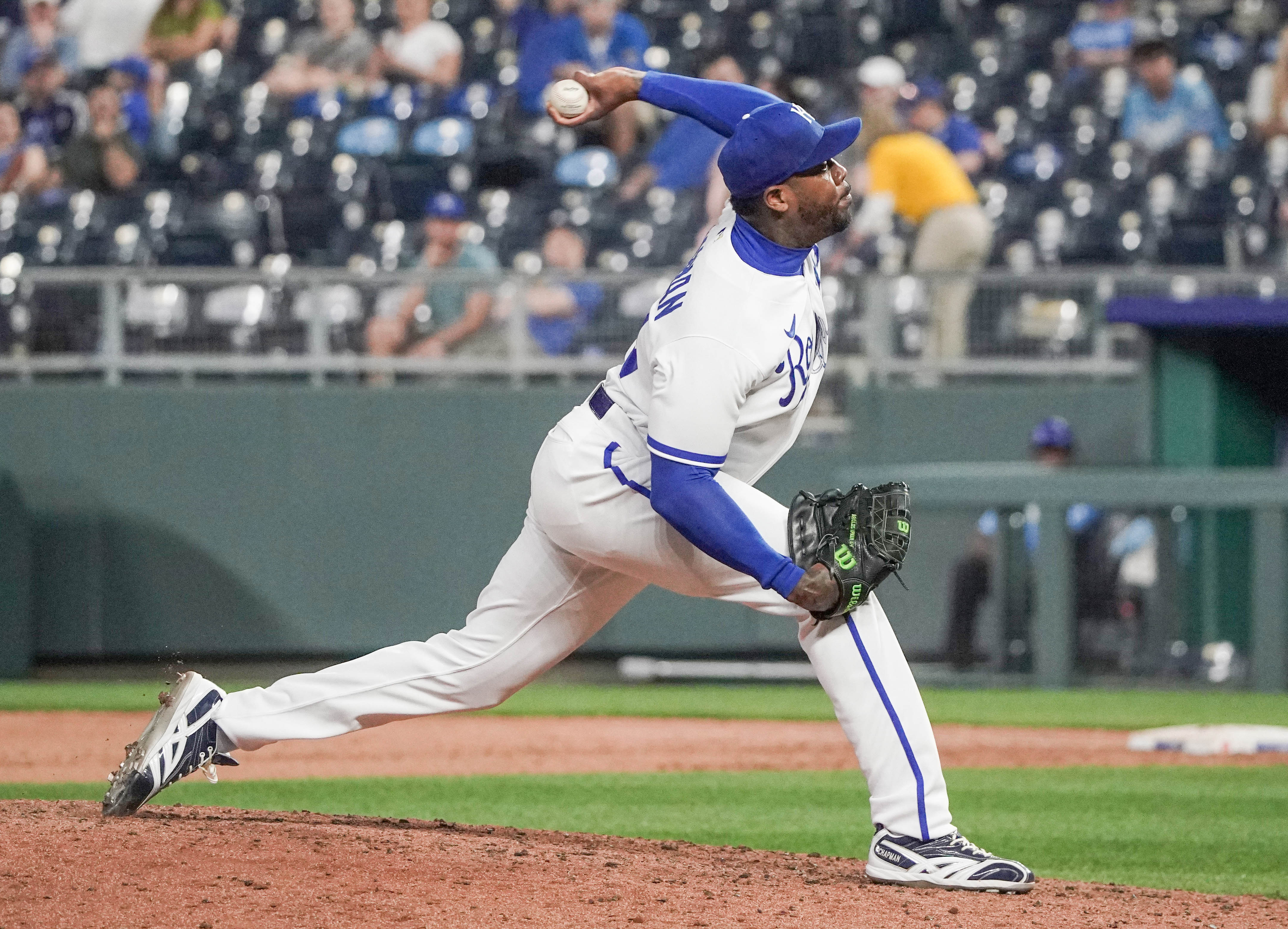 Andrew Heaney ties AL strikeout mark as Rangers rout Royals