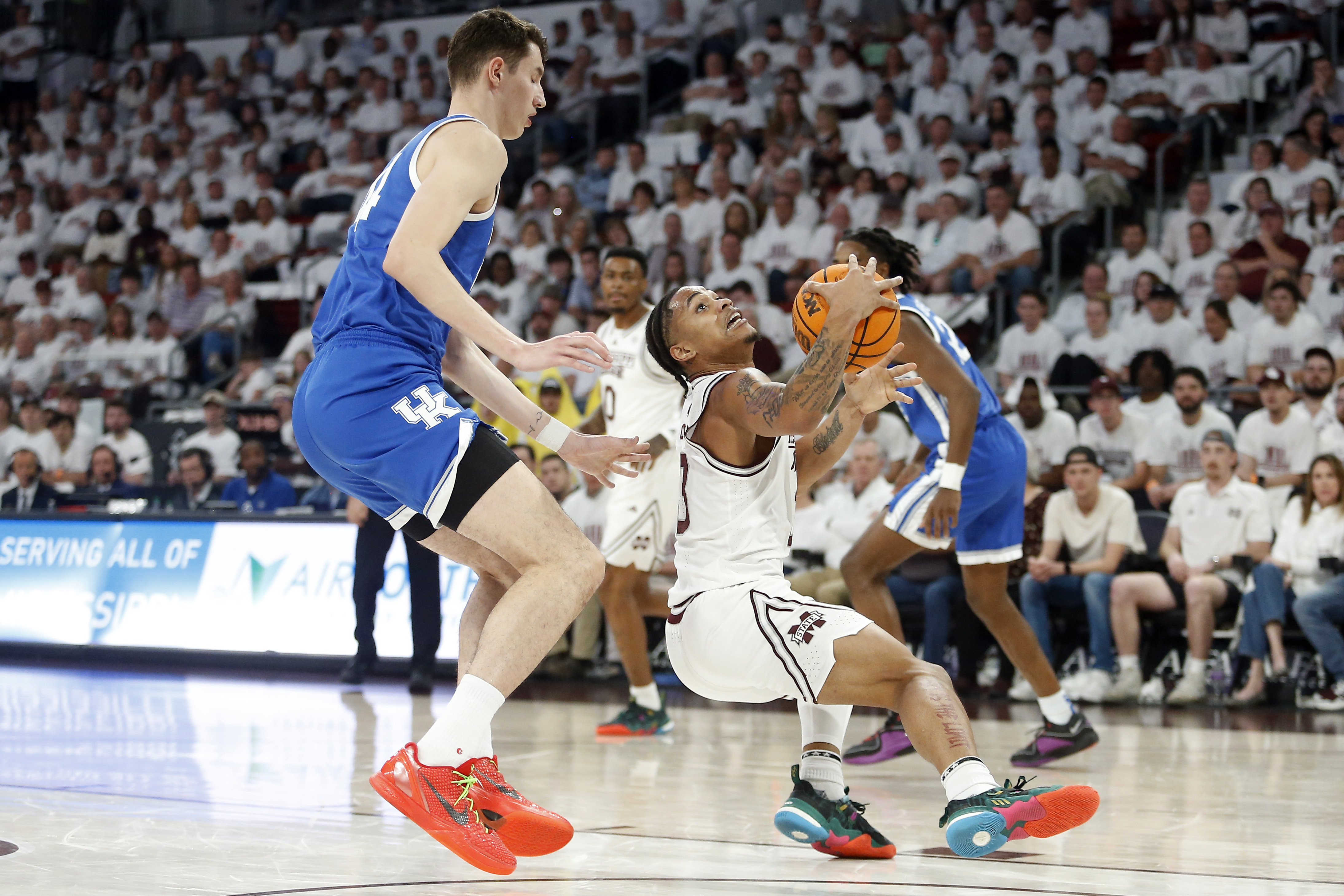 Reed Sheppard's heroics lift No. 16 Kentucky over Mississippi State, National