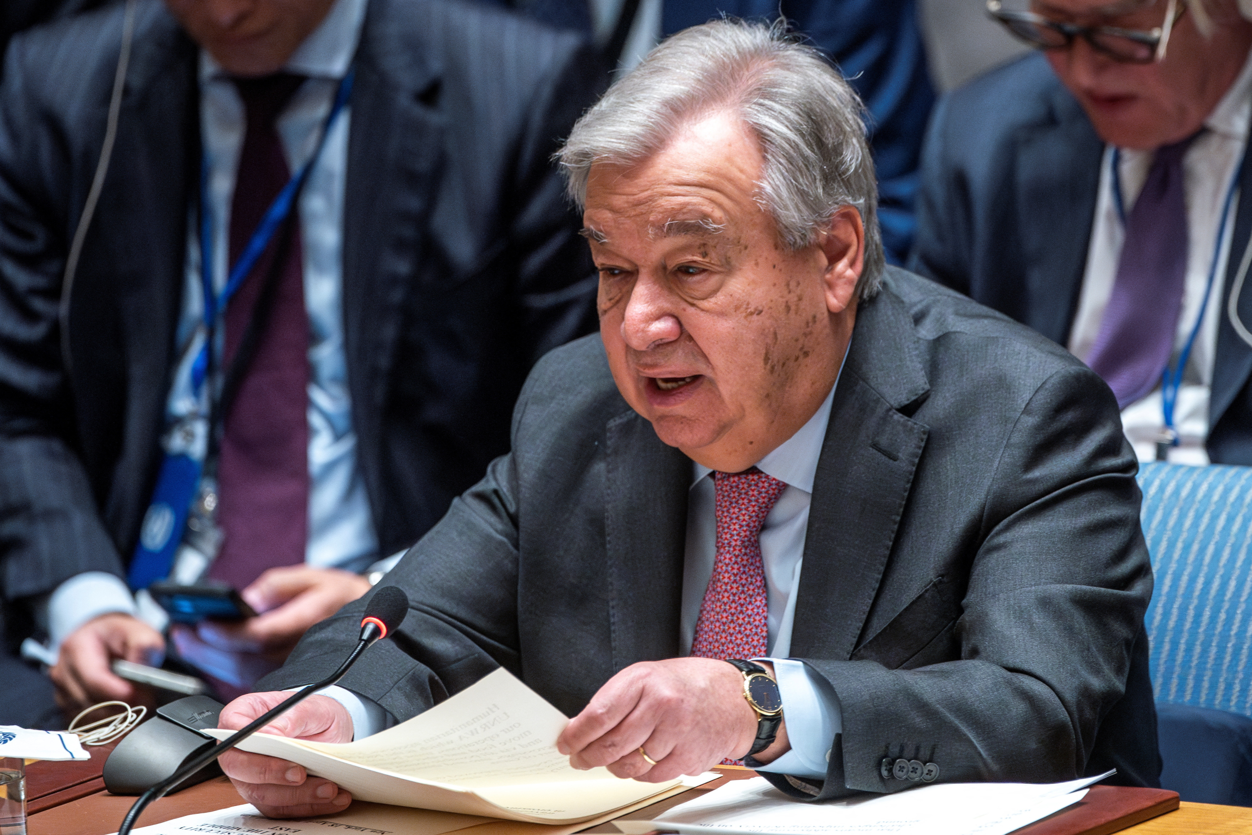 United Nations Secretary General Antonio Guterres speaks to members of Security Council during a meeting to address the situation in the Middle East, including the Palestinian question, at U.N. headquarters in New York City, New York, U.S., April 18, 2024. REUTERS/Eduardo Munoz