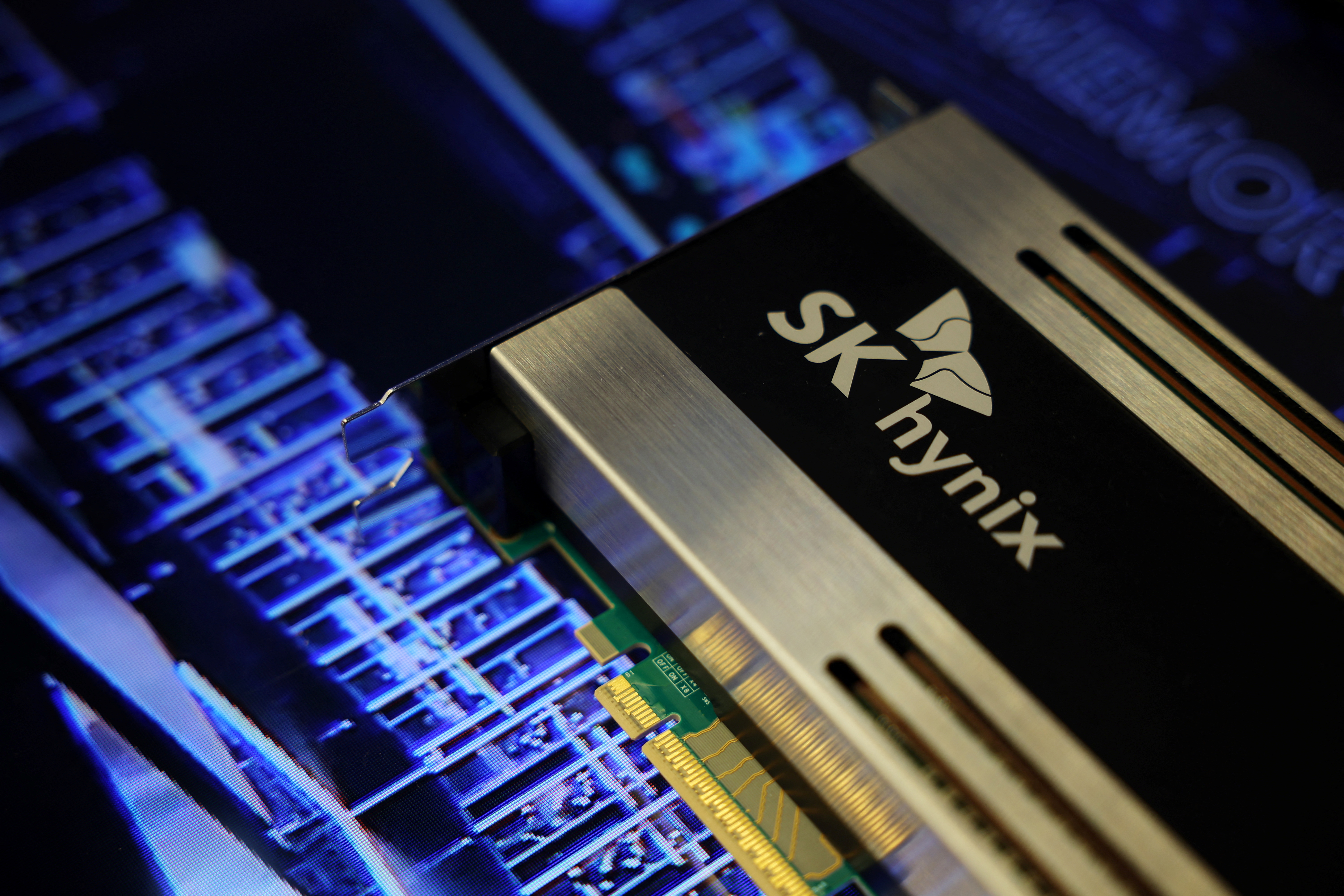 Korea taps Samsung, SK Hynix in $576 billion AI-chip drive to