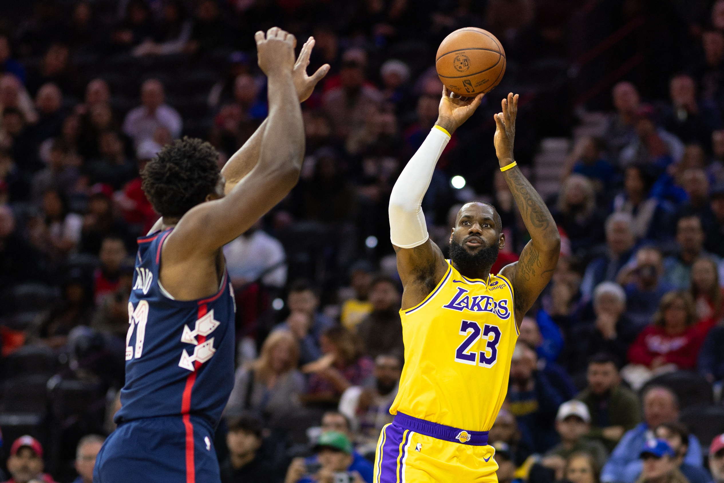 Joel Embiids Triple Double Fuels 76ers To Blowout Over Lakers Reuters 