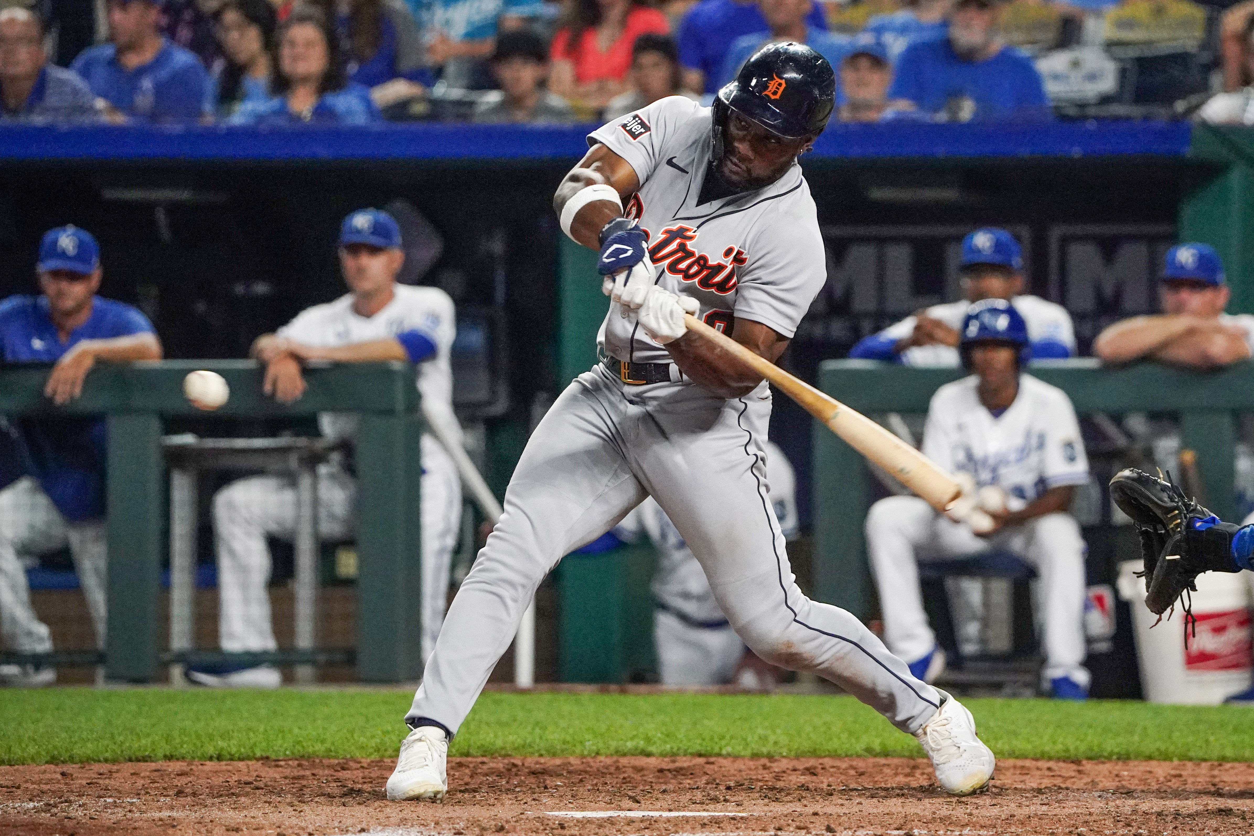 Four-run eighth fuels Tigers' comeback win over Royals